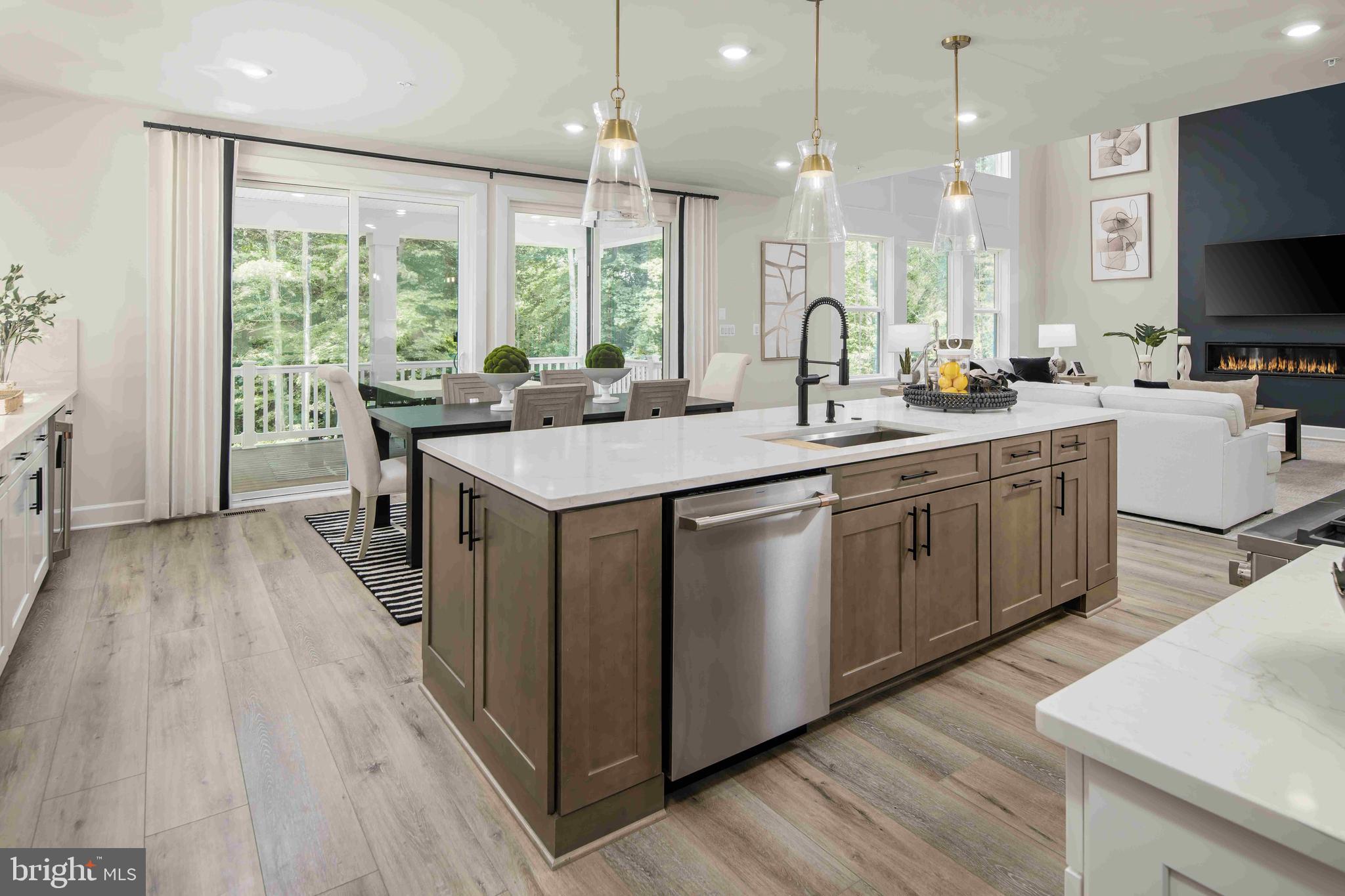 TWO RIVERS - Residential