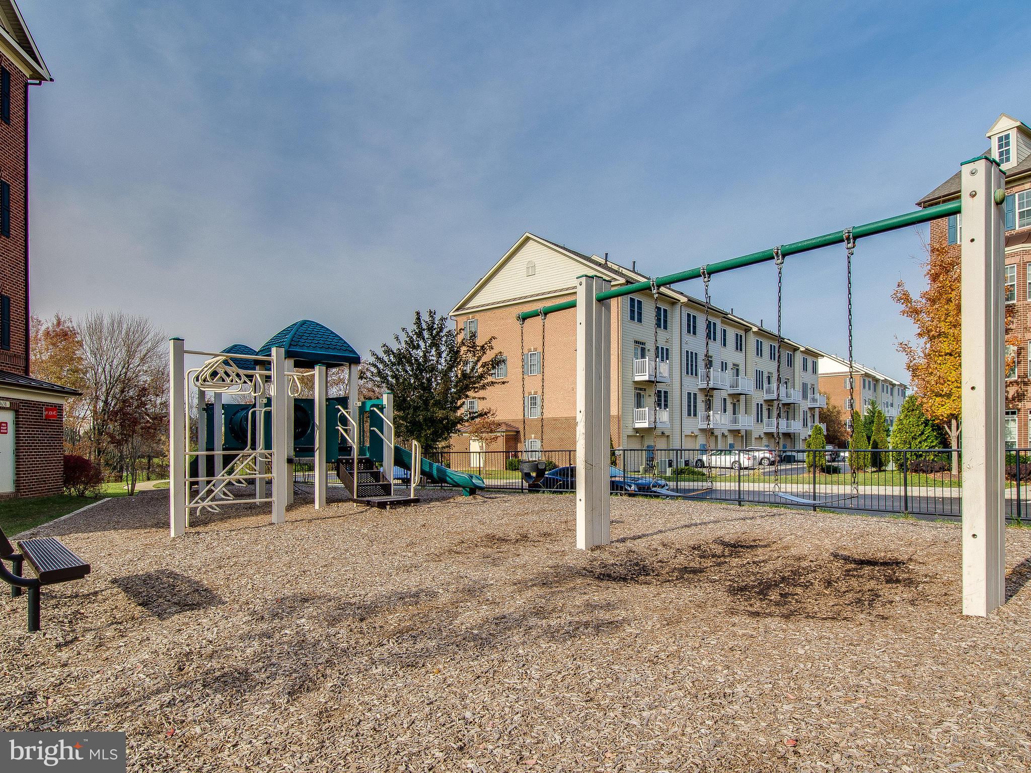 VILLAGES OF URBANA - Residential
