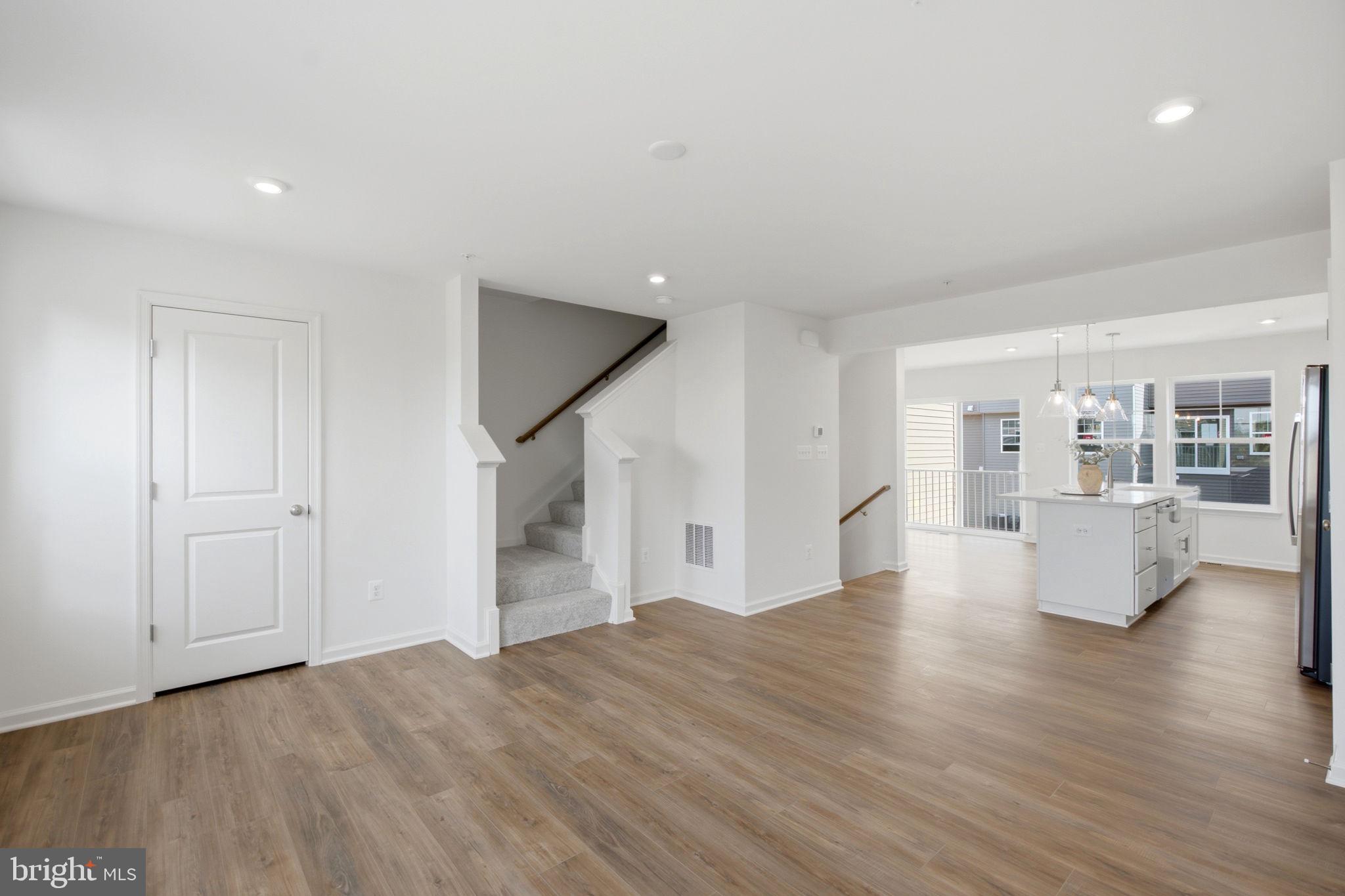 TABLE ROCK TERRACE - Residential