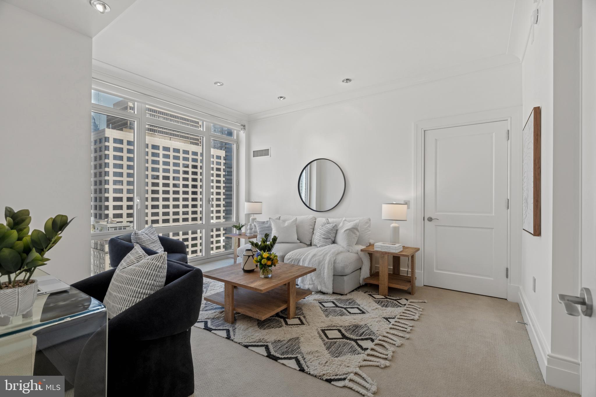 RITTENHOUSE SQUARE - Residential