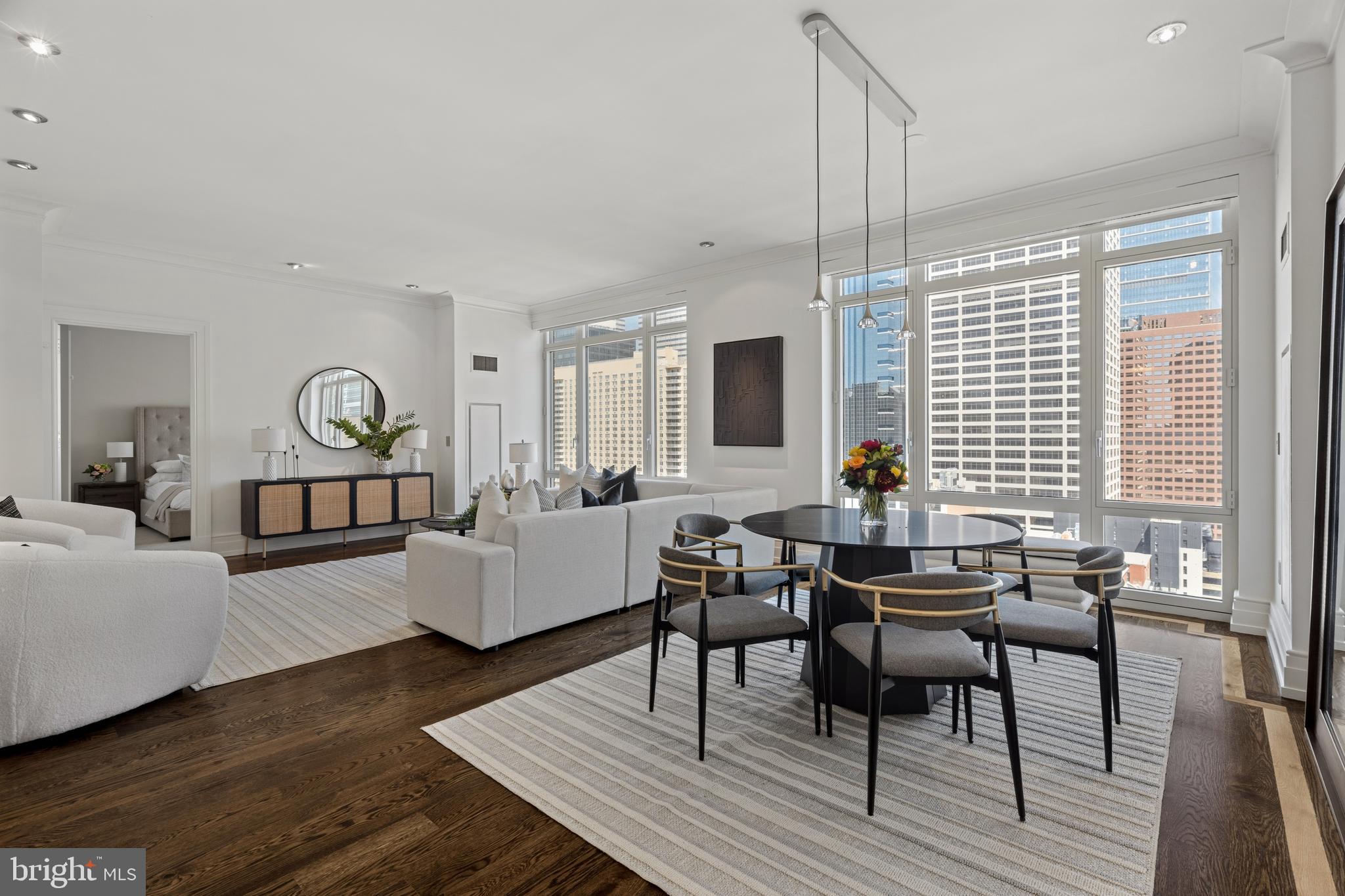 RITTENHOUSE SQUARE - Residential
