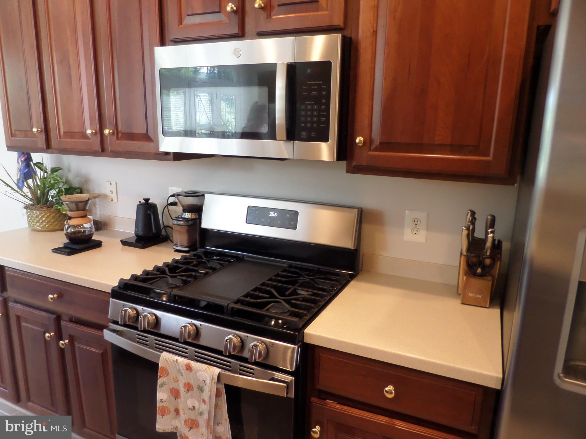 EDWARDS LANDING - Residential