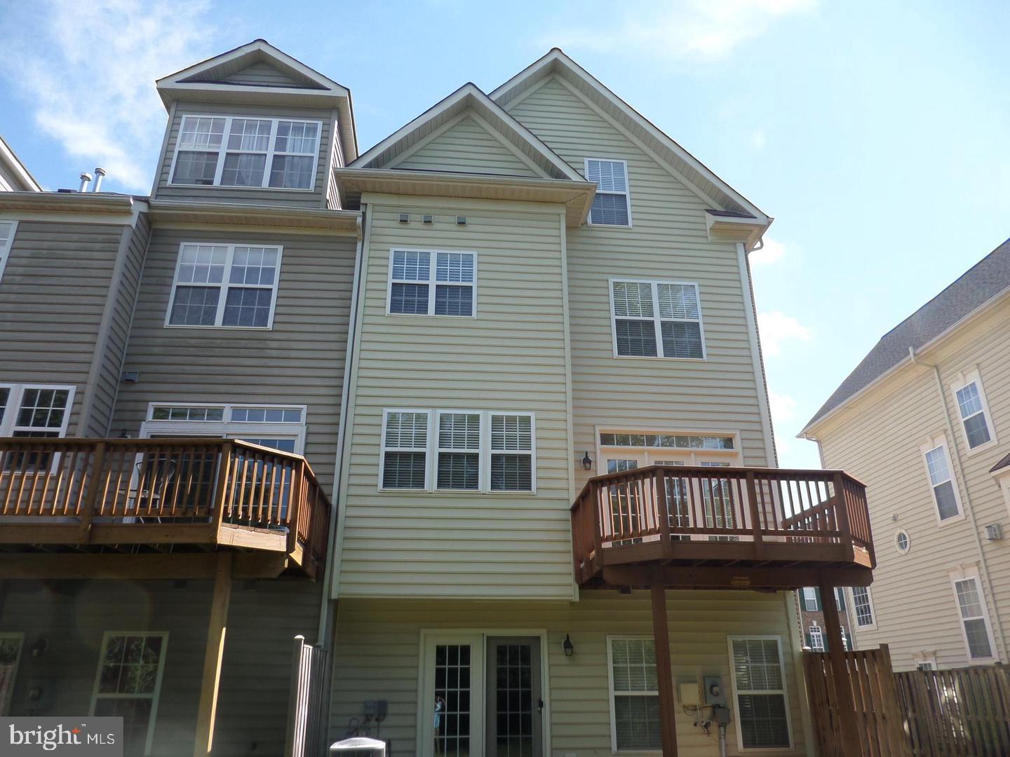 EDWARDS LANDING - Residential