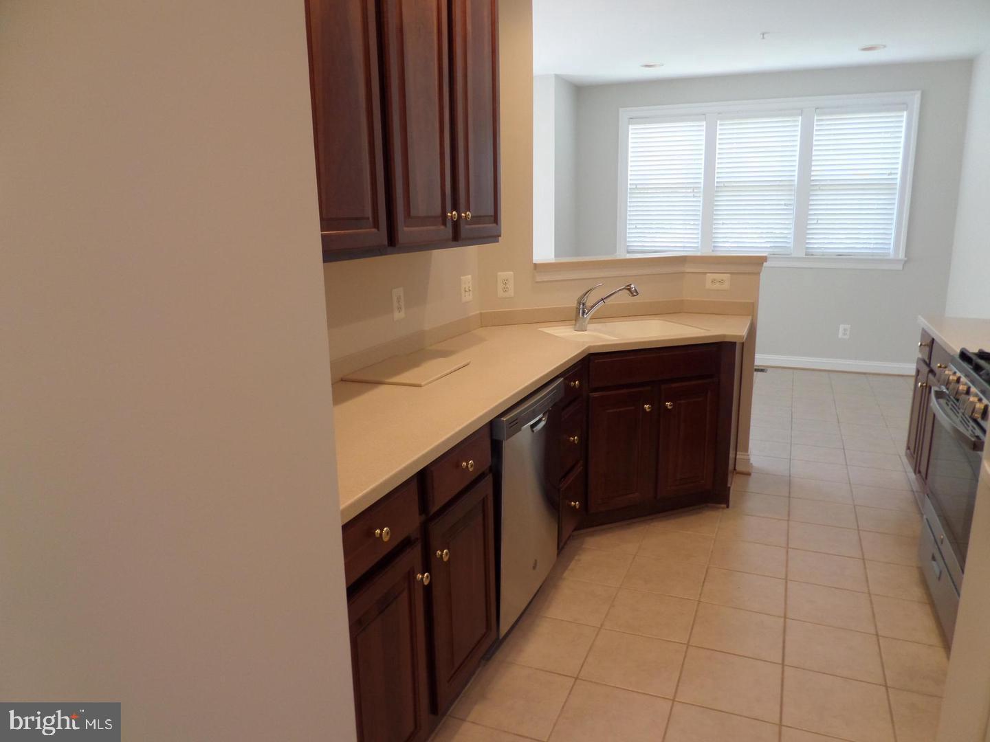 EDWARDS LANDING - Residential