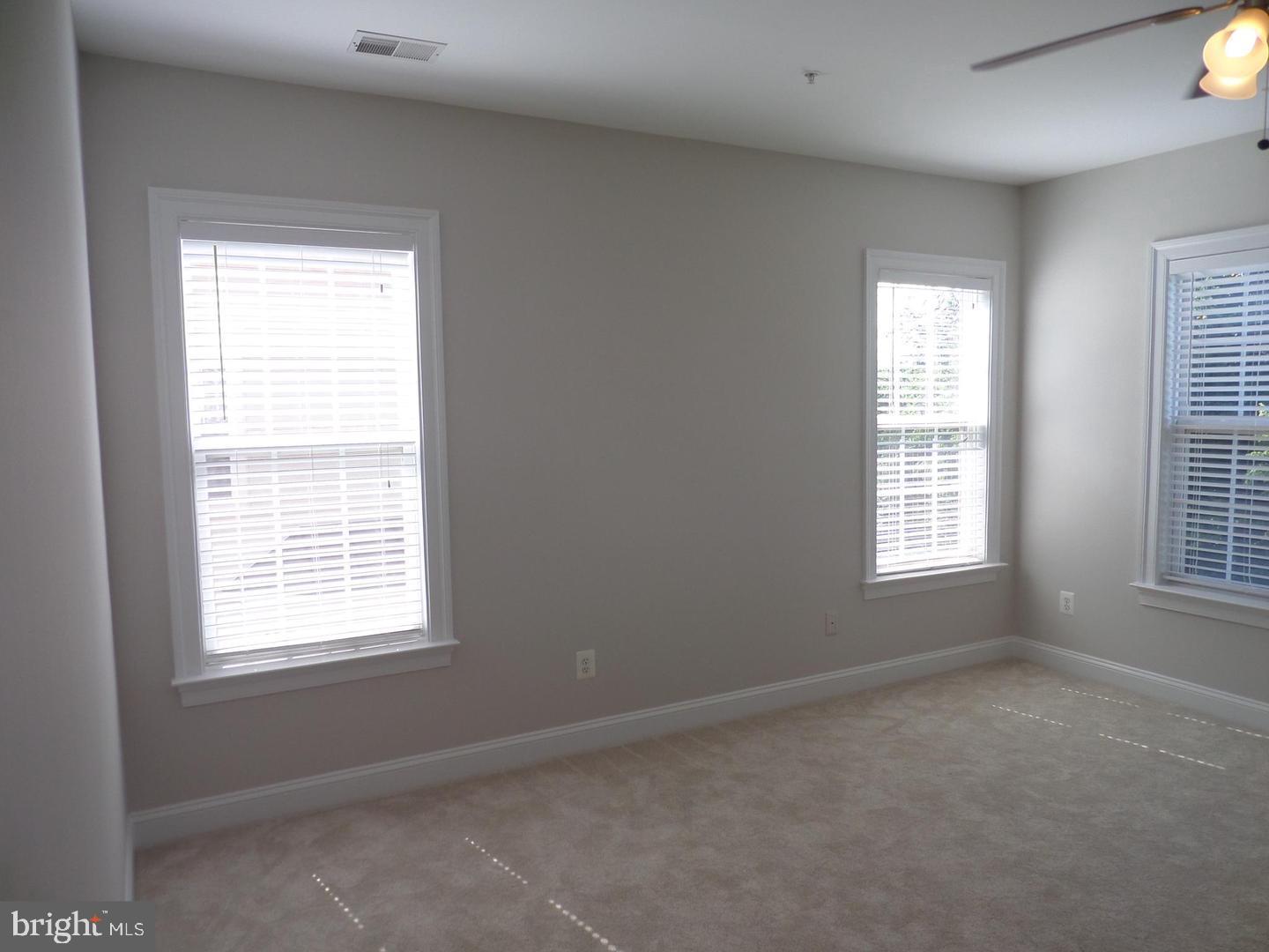 EDWARDS LANDING - Residential
