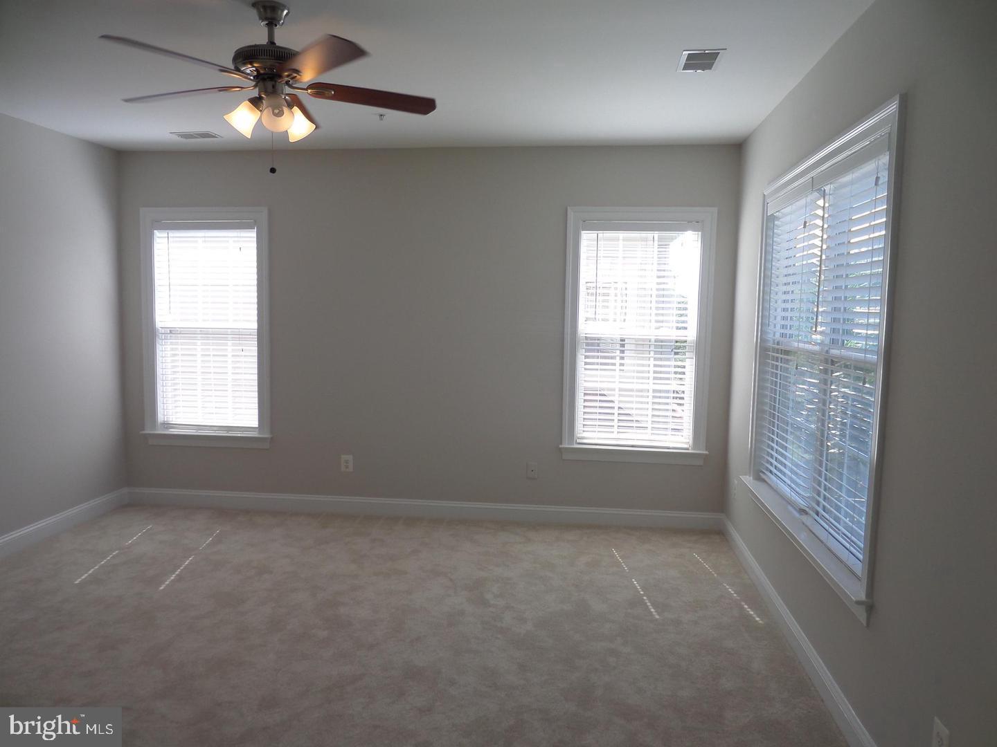 EDWARDS LANDING - Residential