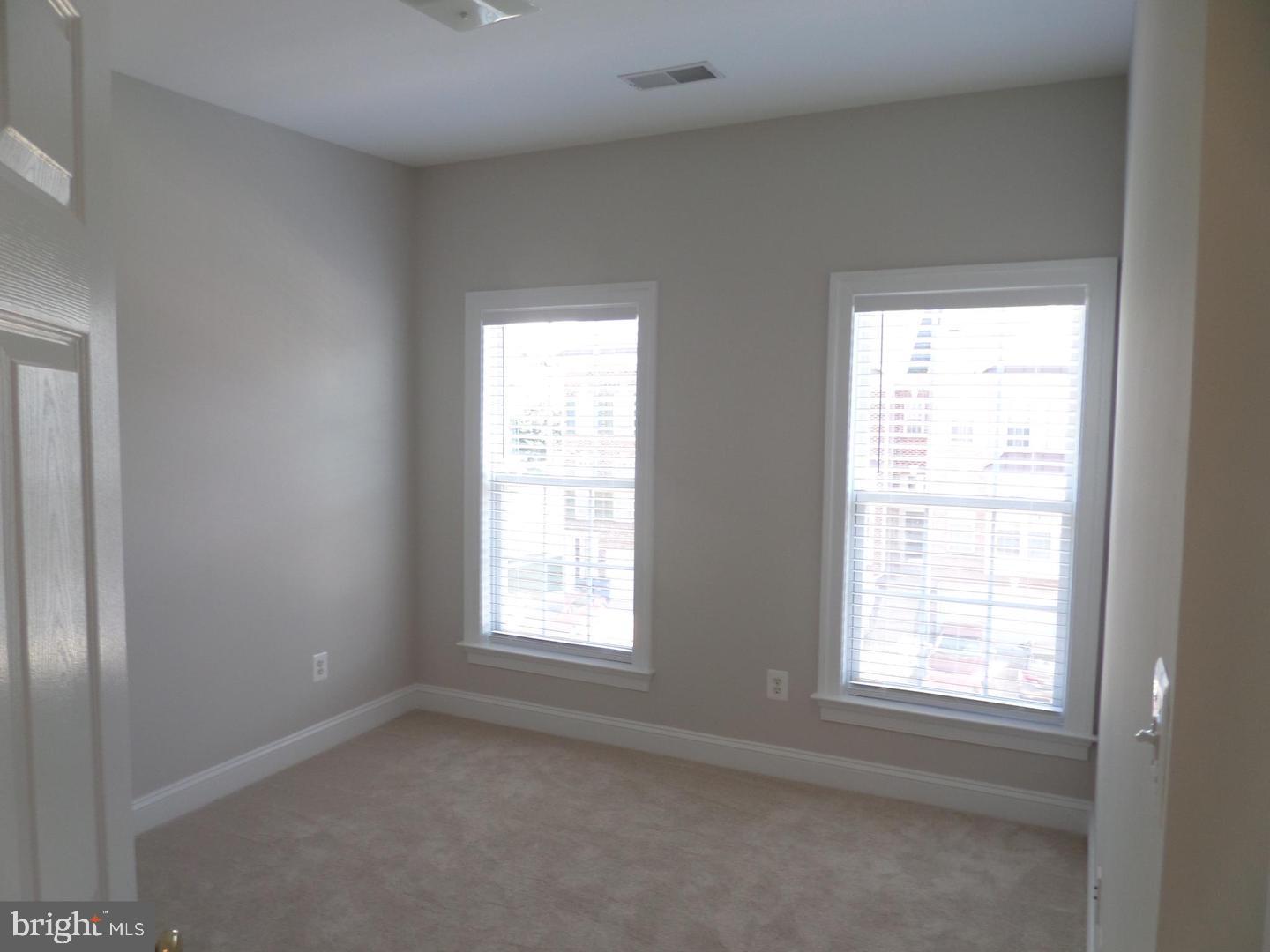 EDWARDS LANDING - Residential