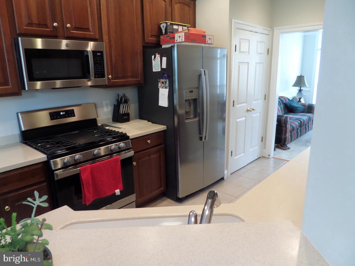 EDWARDS LANDING - Residential