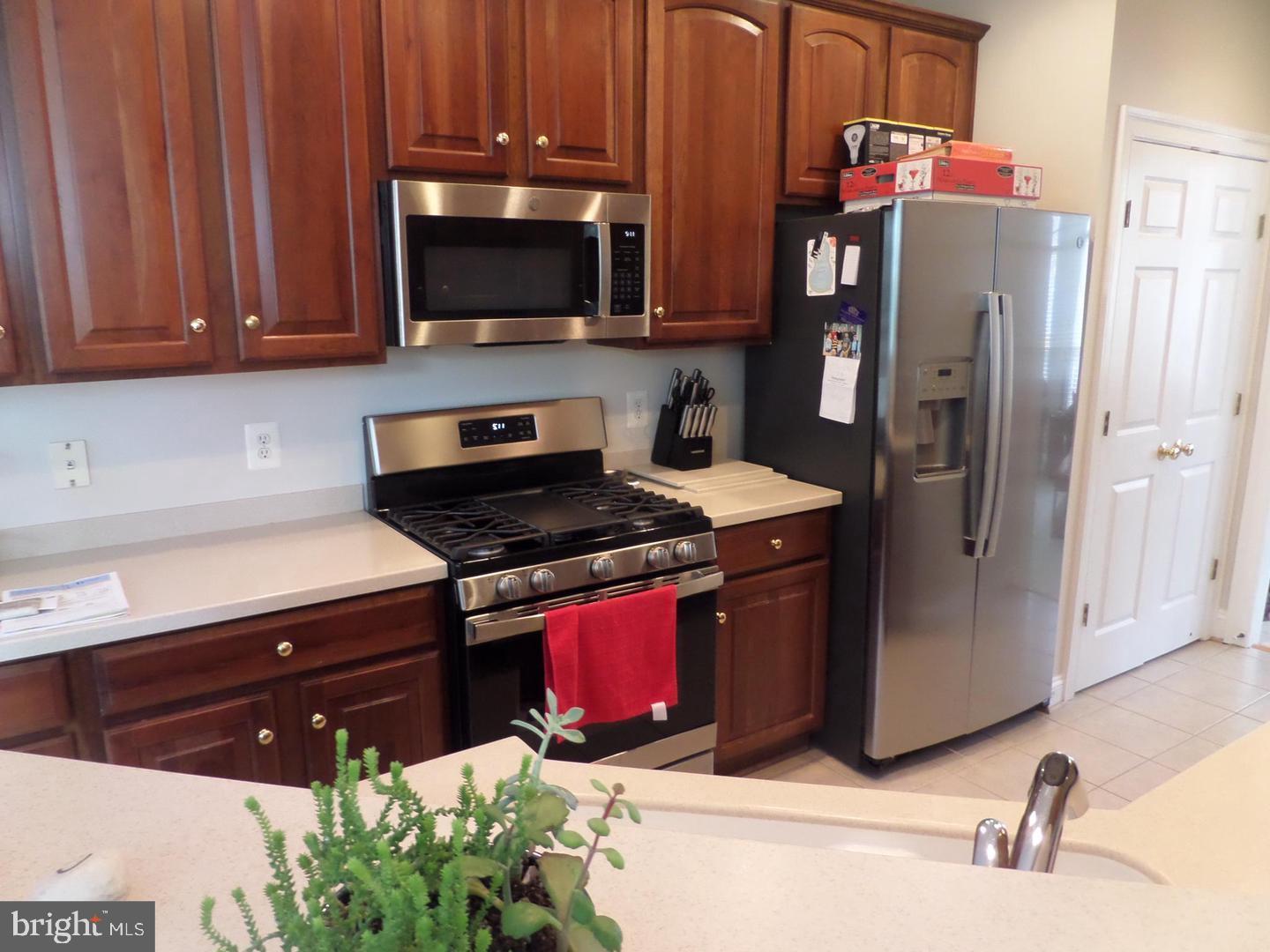 EDWARDS LANDING - Residential