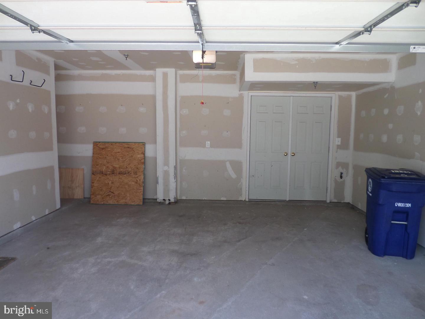 EDWARDS LANDING - Residential