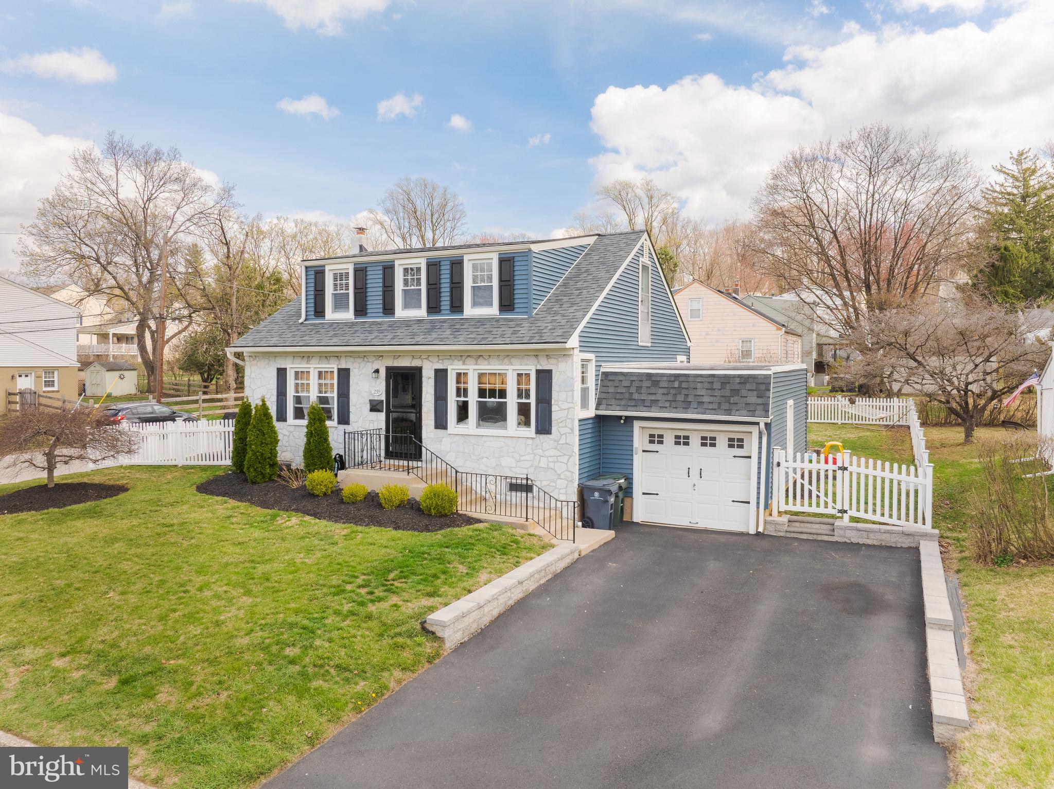 NORTH HILLS - Residential