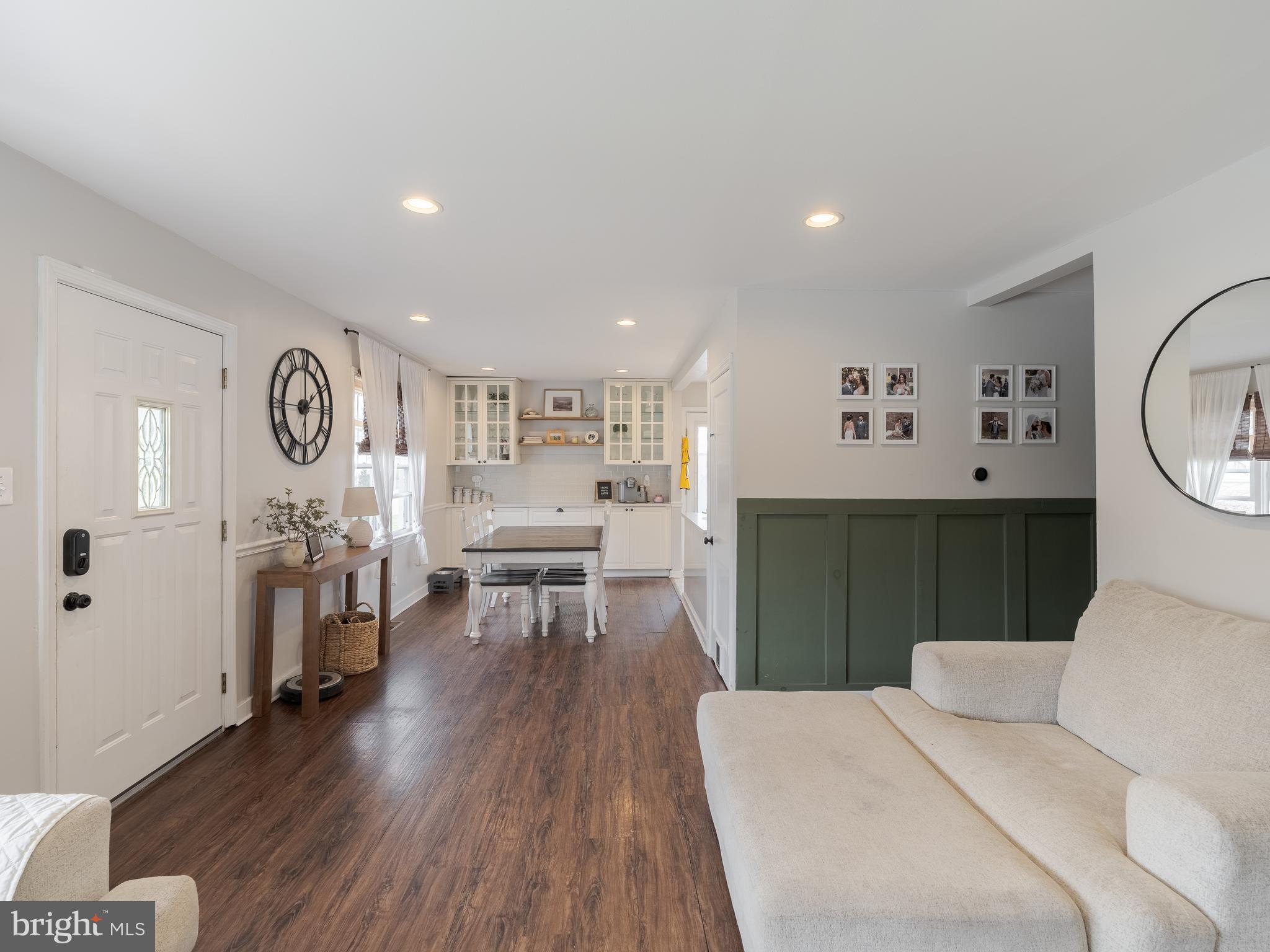 NORTH HILLS - Residential