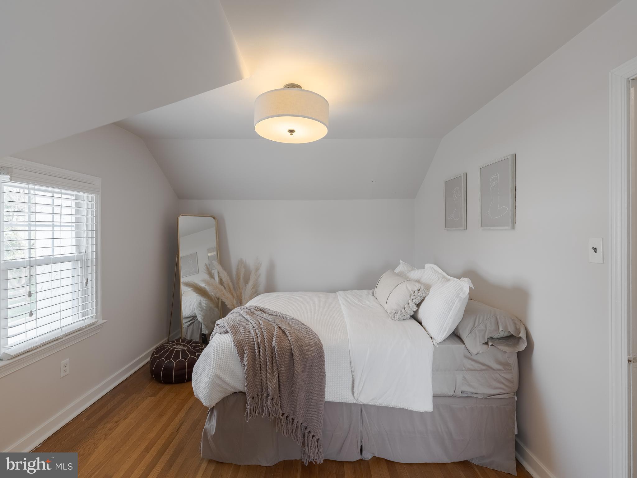 NORTH HILLS - Residential