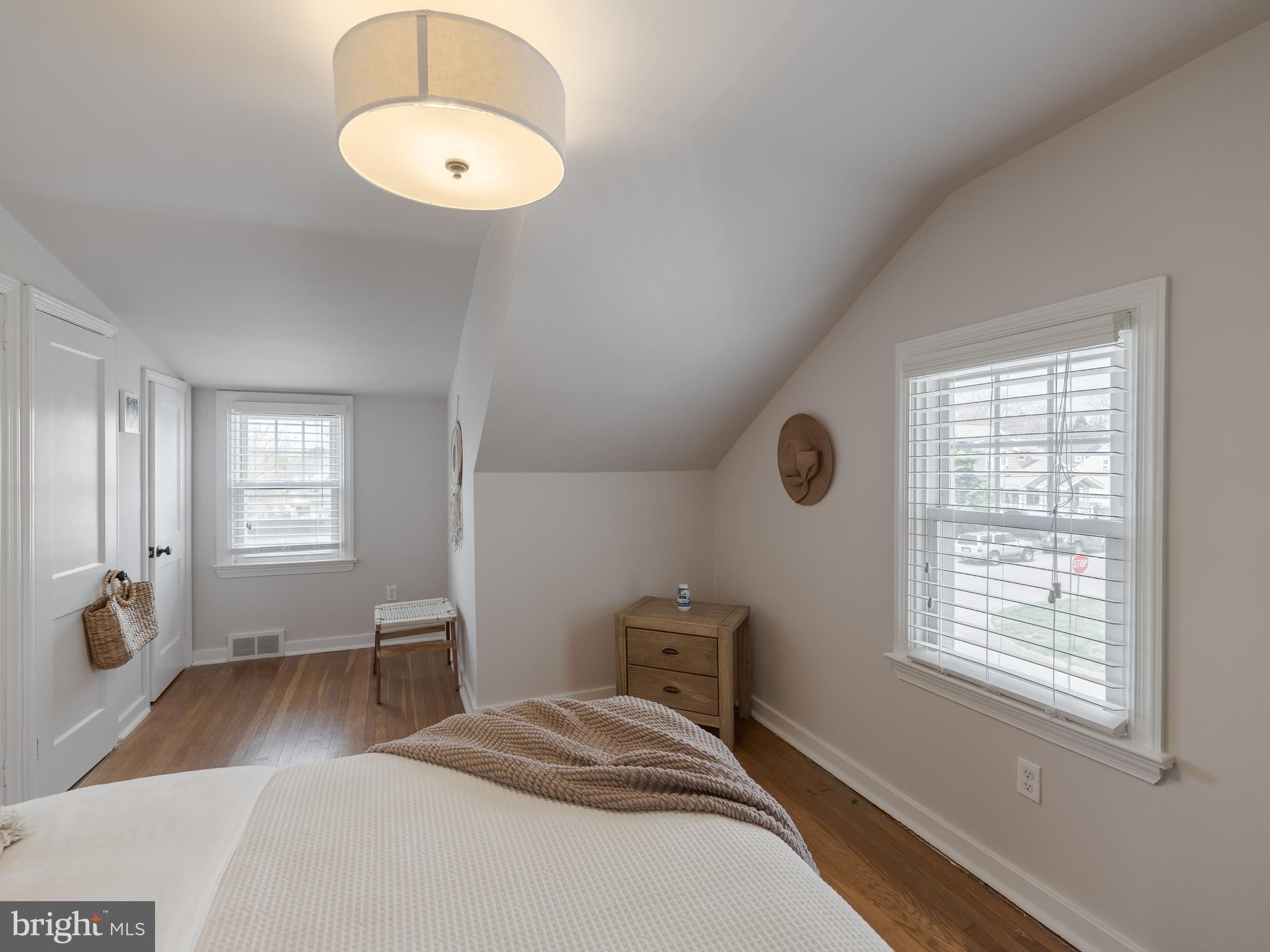 NORTH HILLS - Residential