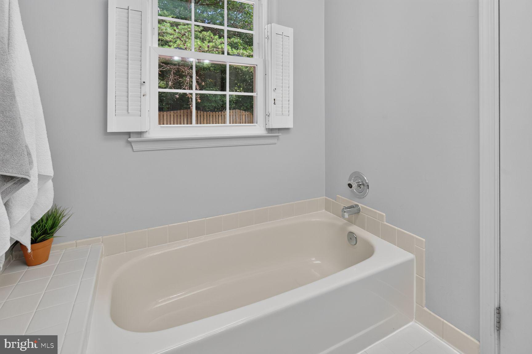 AFTON GLEN - Residential