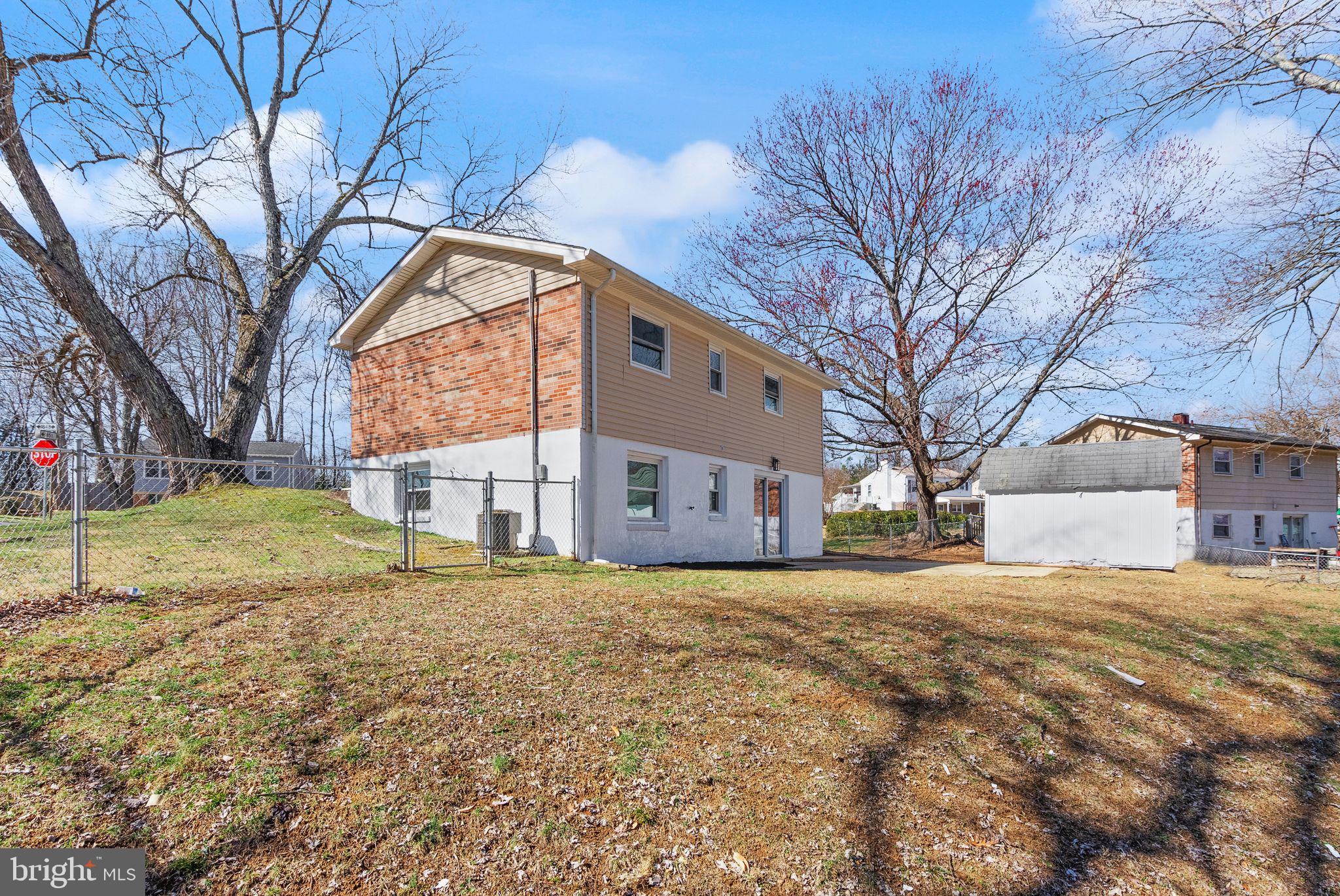 DALE CITY - Residential