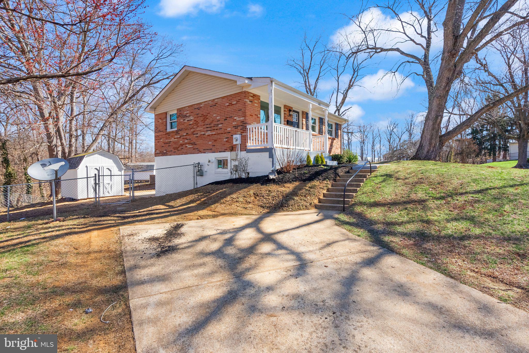 DALE CITY - Residential