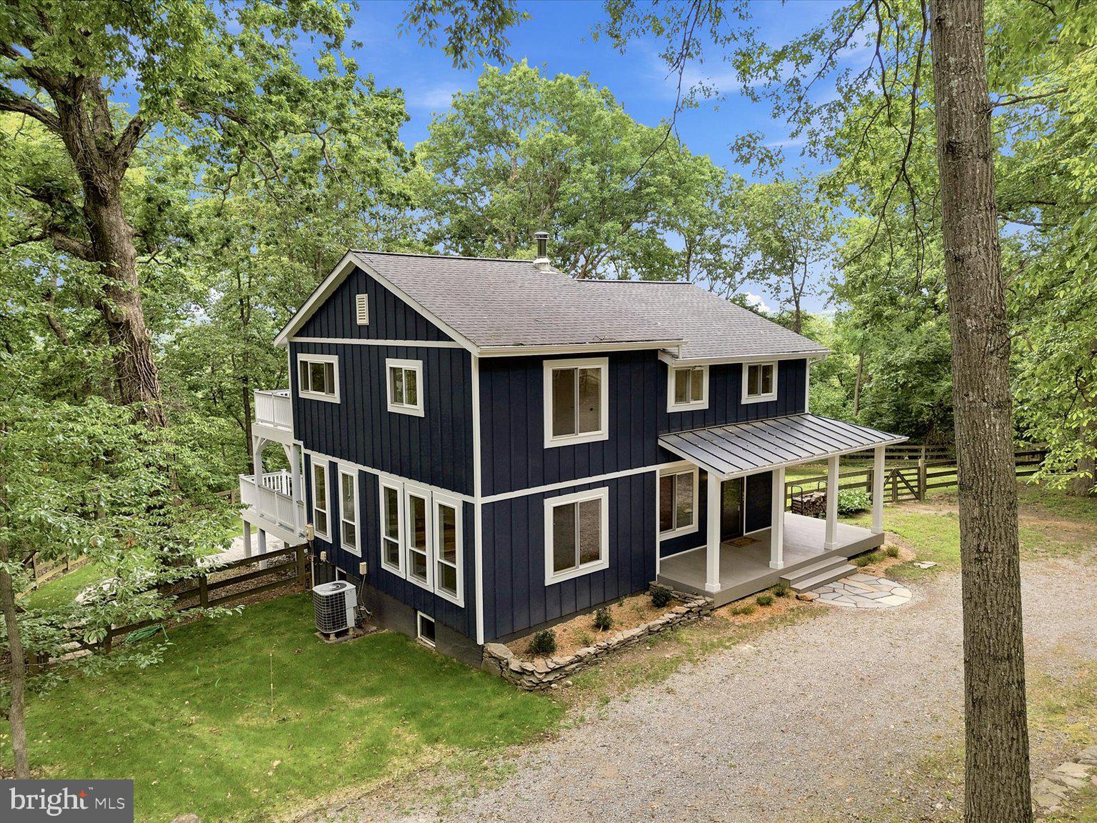 SHENANDOAH RETREAT - Residential