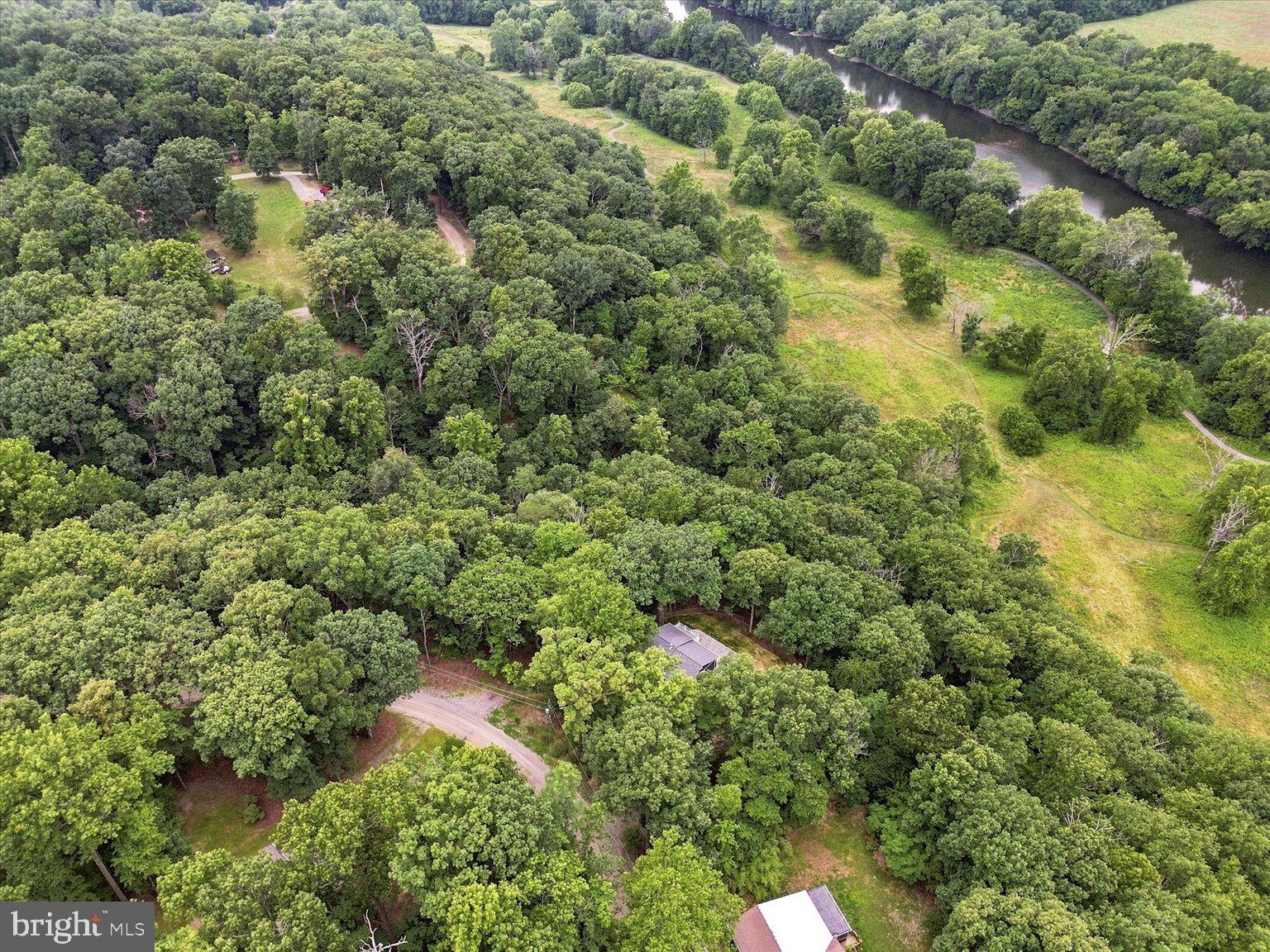 SHENANDOAH RETREAT - Residential