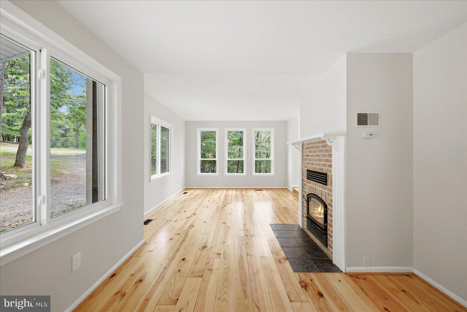 SHENANDOAH RETREAT - Residential
