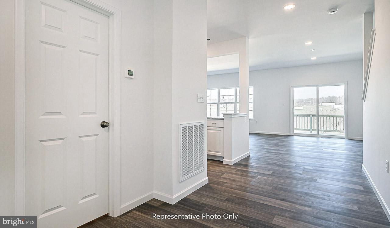 THE TOWNES AT BRIAR CREEK - Residential