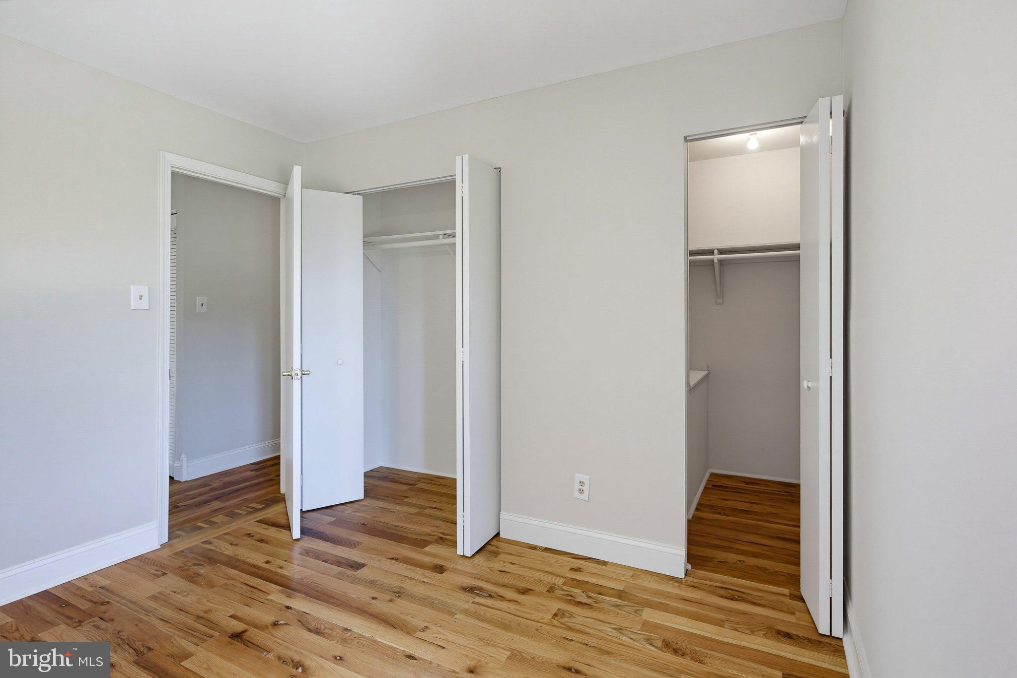 MILL CREEK - Residential