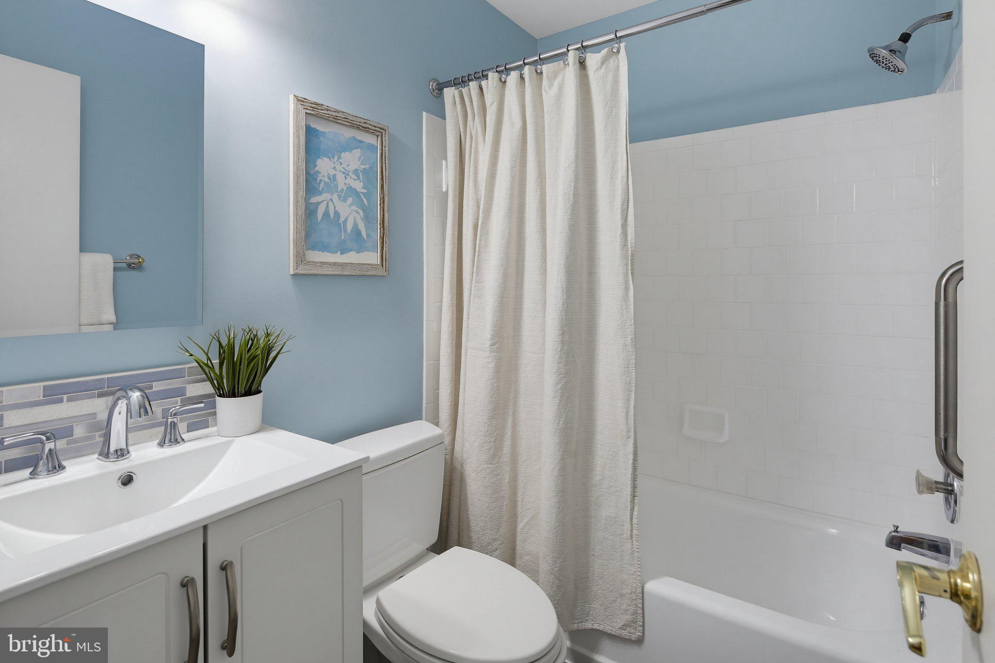 MILL CREEK - Residential