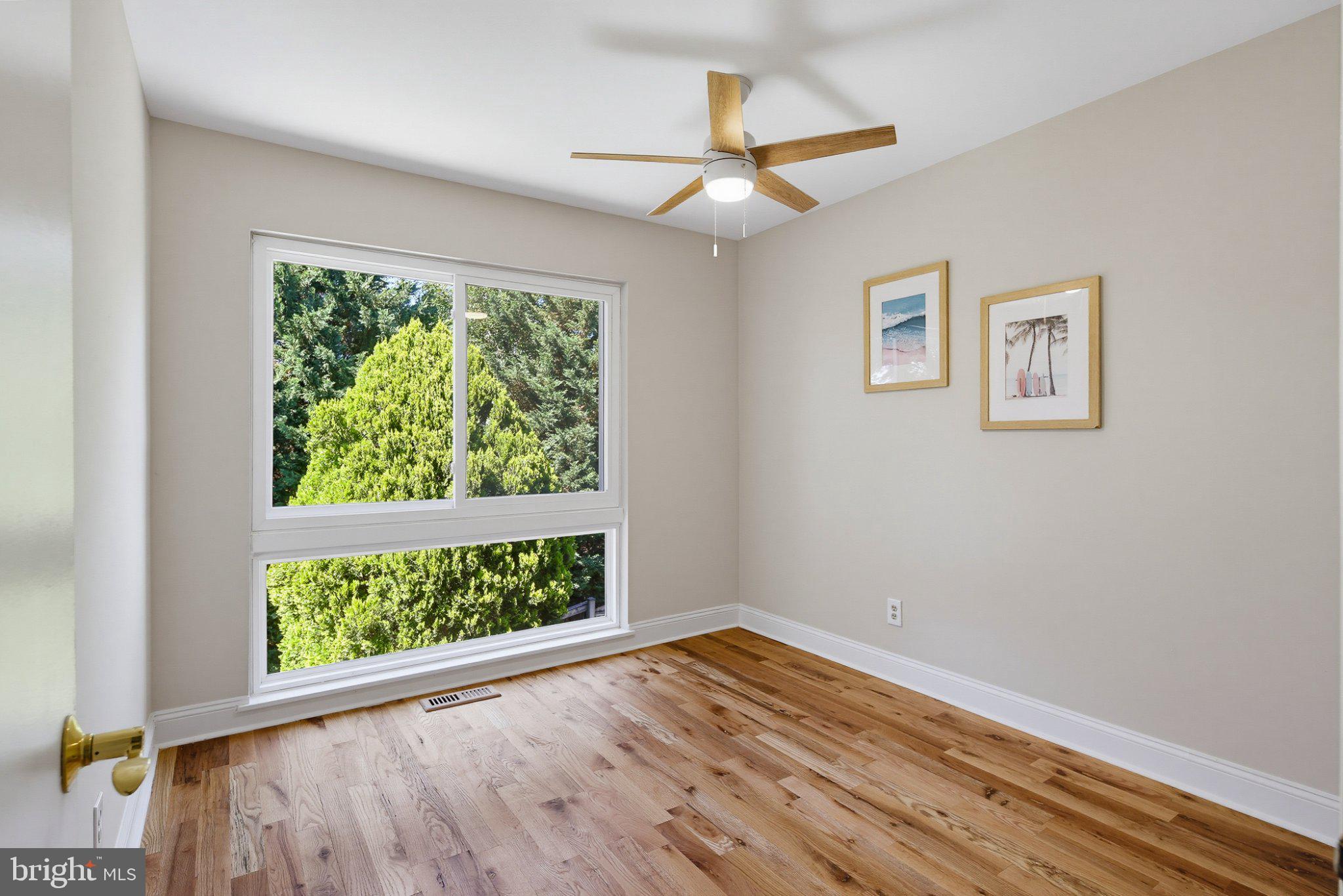 MILL CREEK - Residential