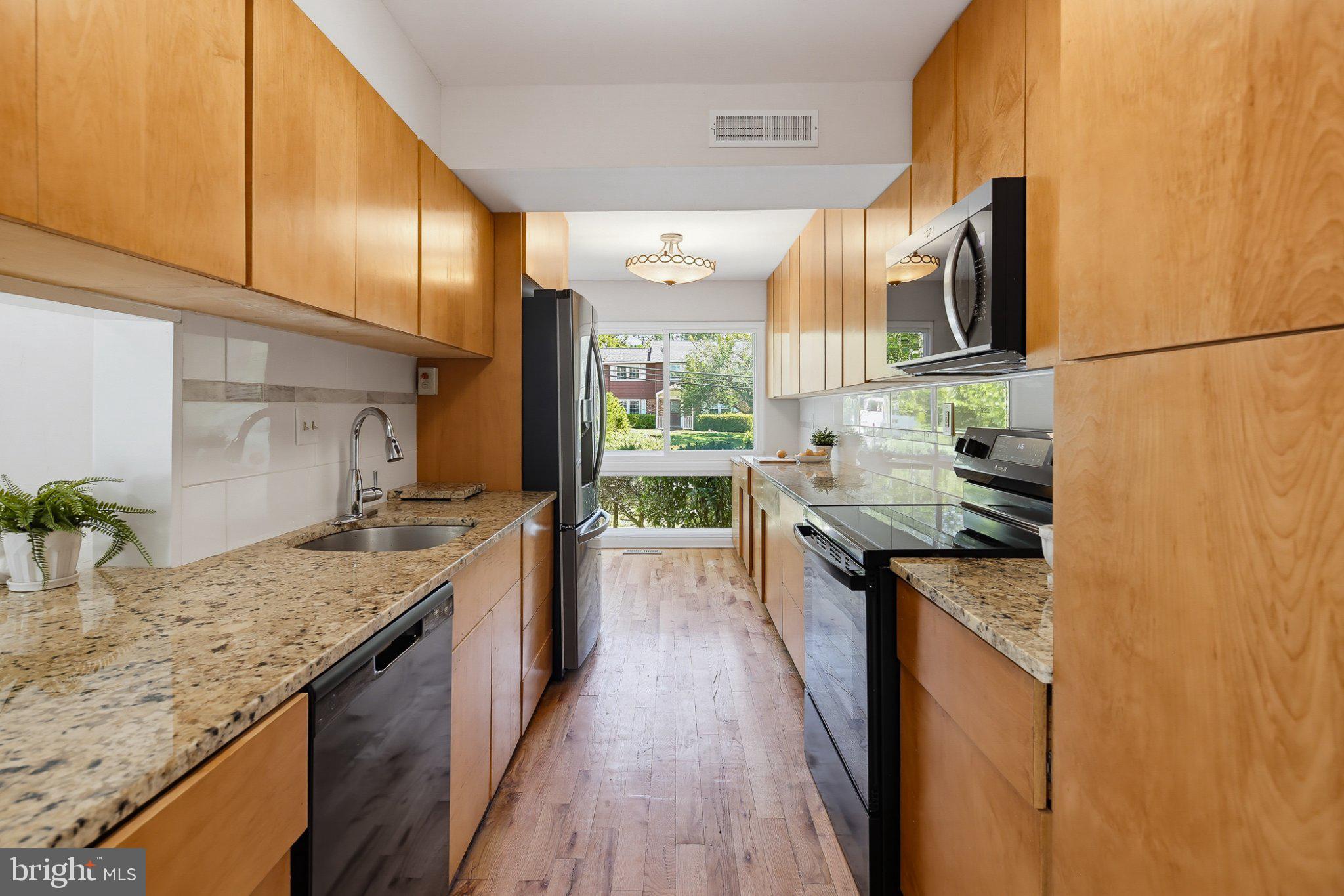 MILL CREEK - Residential