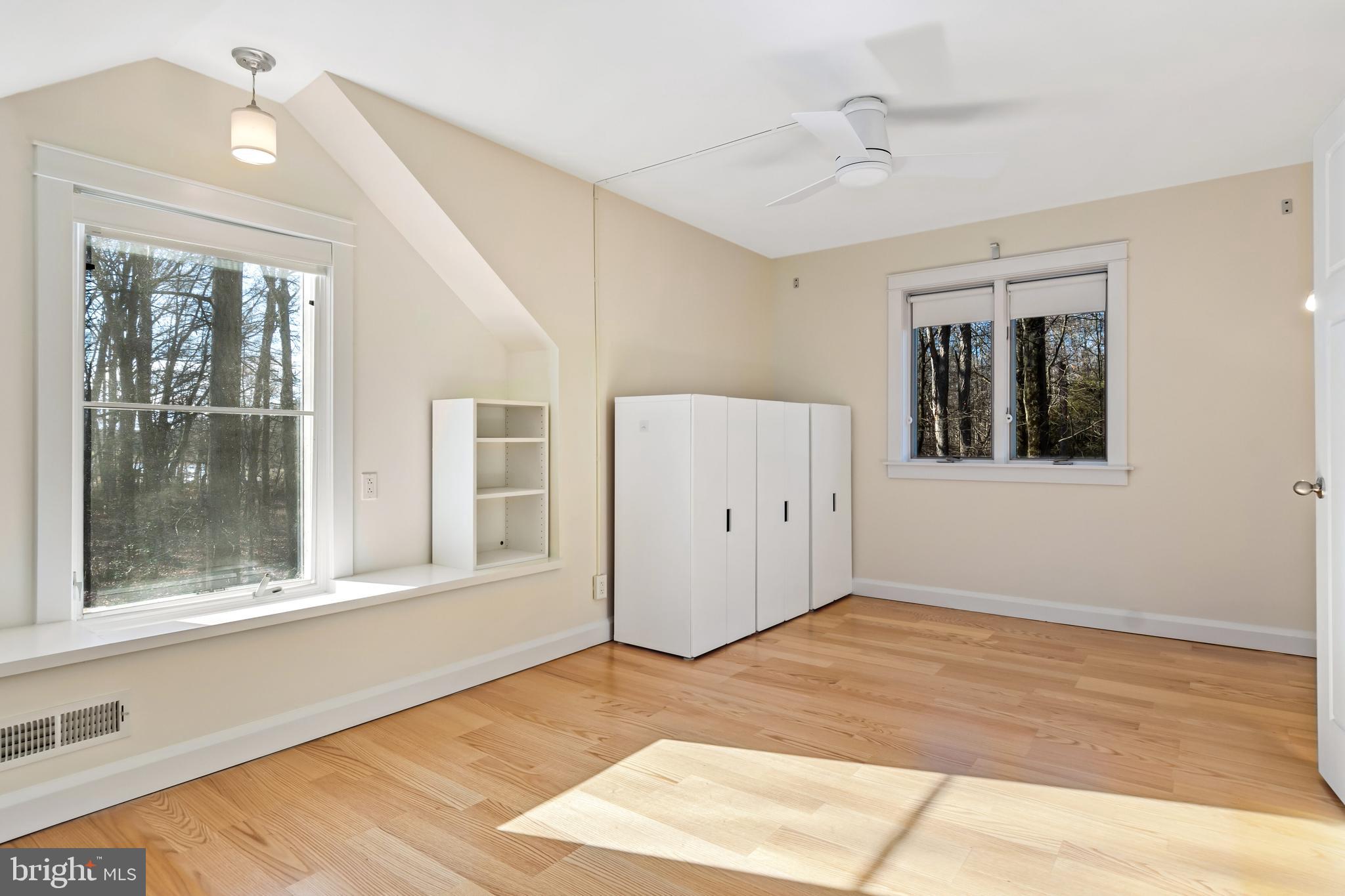 CHESAPEAKE LANDING - Residential
