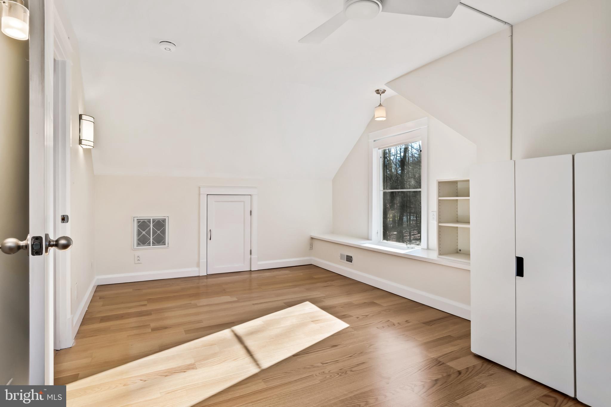 CHESAPEAKE LANDING - Residential