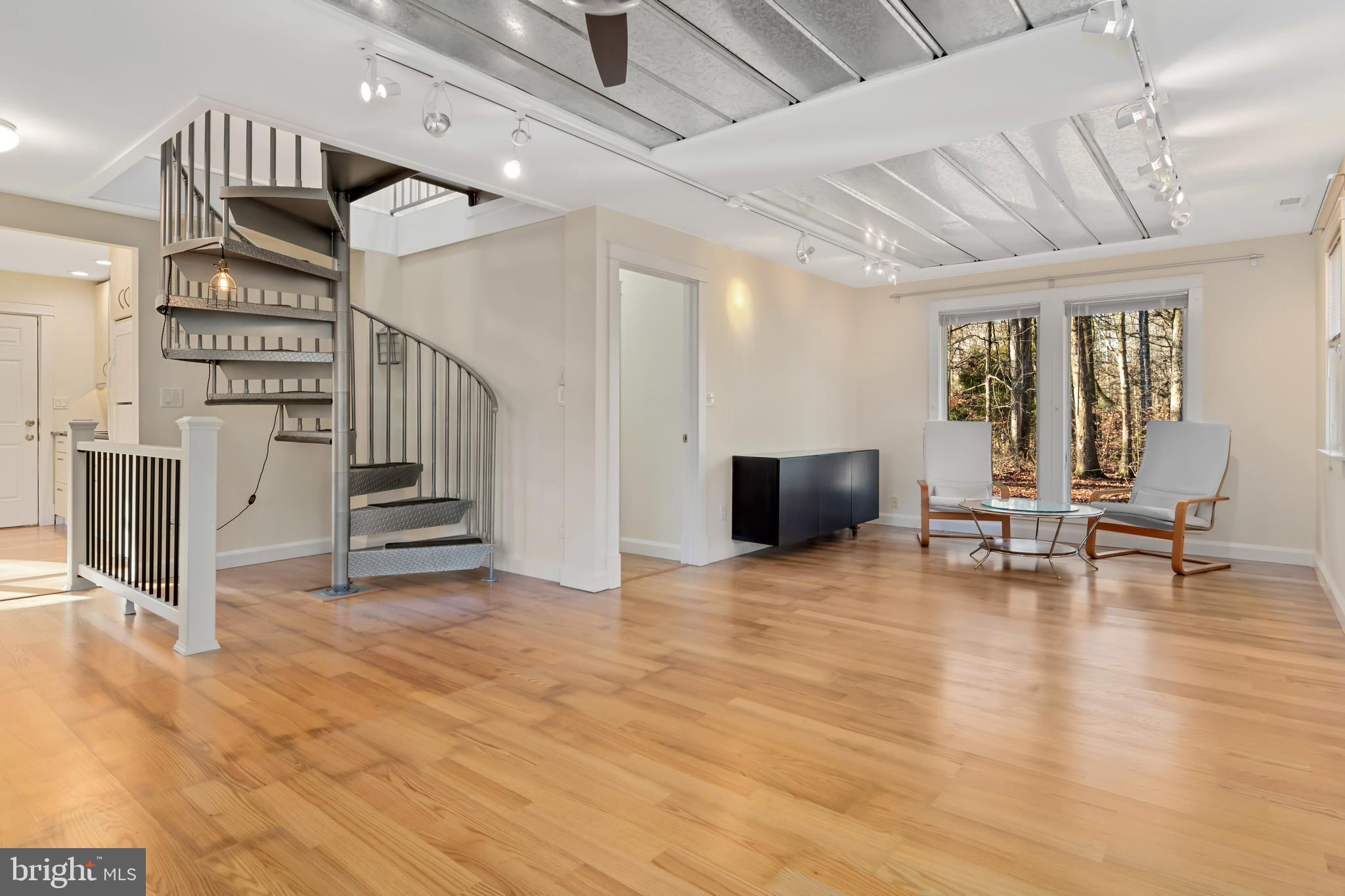 CHESAPEAKE LANDING - Residential