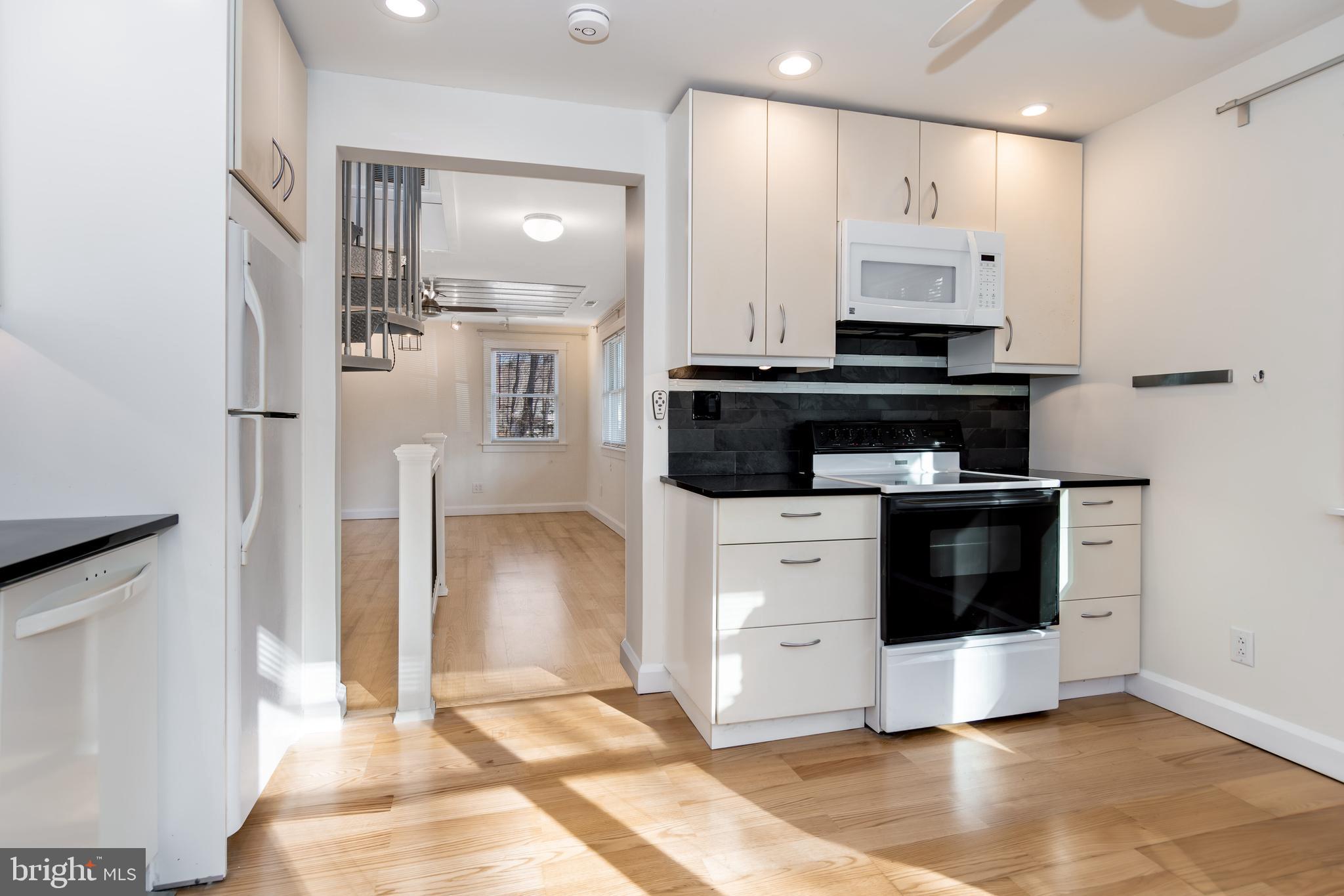 CHESAPEAKE LANDING - Residential