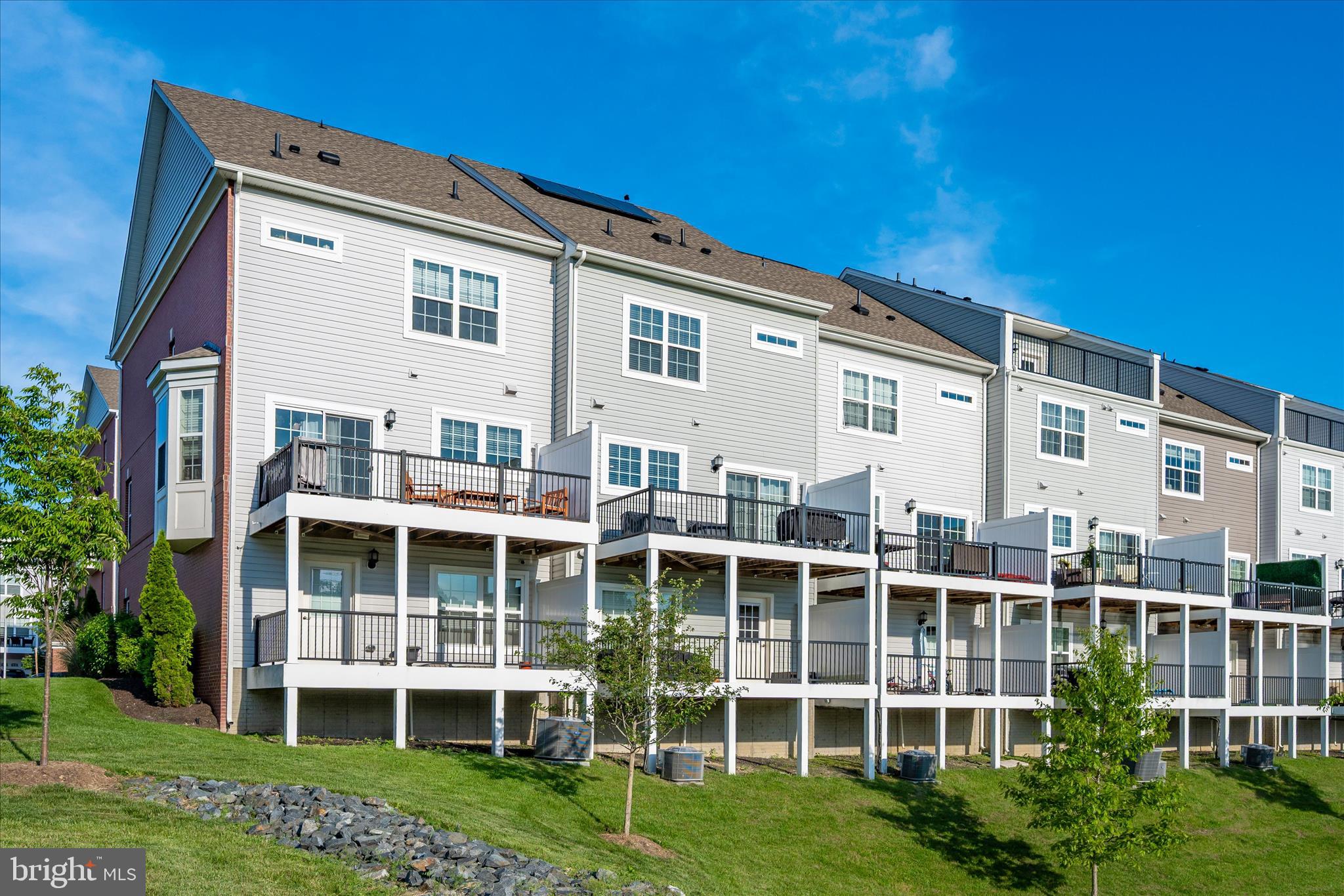 BLUE STREAM - Residential