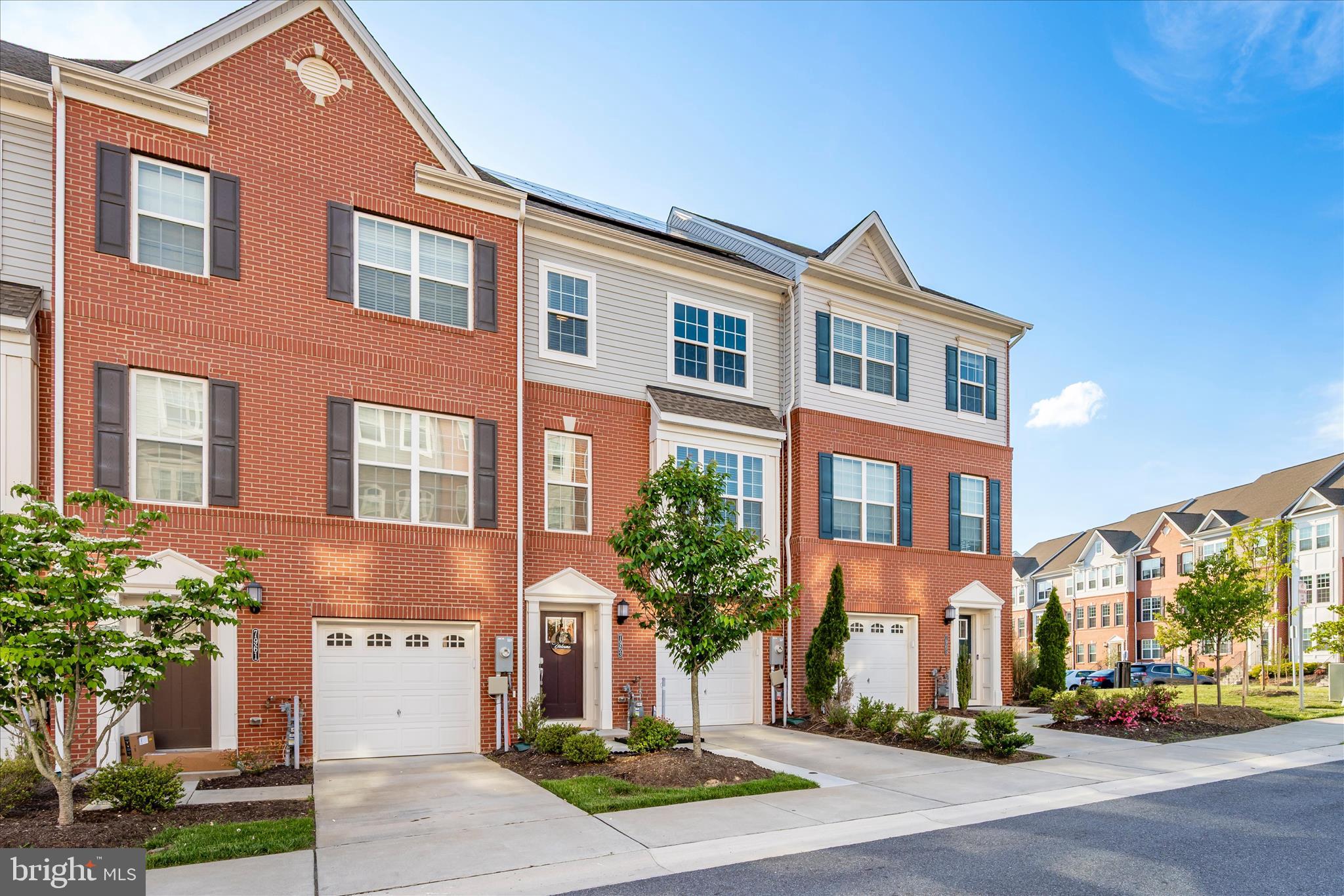 BLUE STREAM - Residential