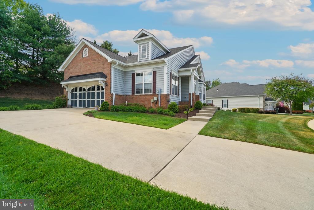 HAWTHORNE GREENE - Residential