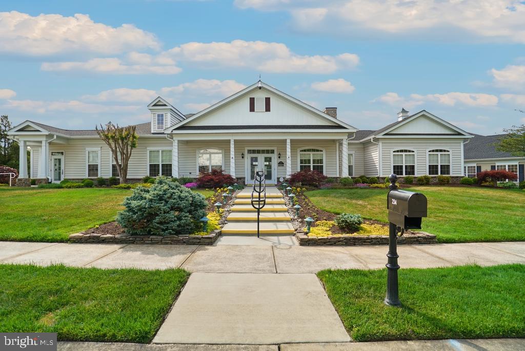 HAWTHORNE GREENE - Residential