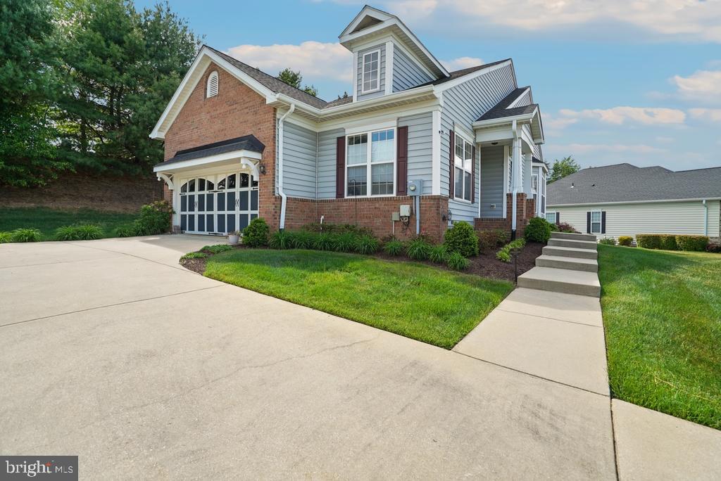 HAWTHORNE GREENE - Residential