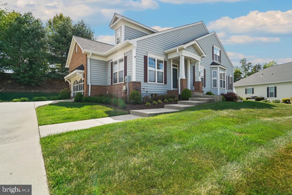 HAWTHORNE GREENE - Residential