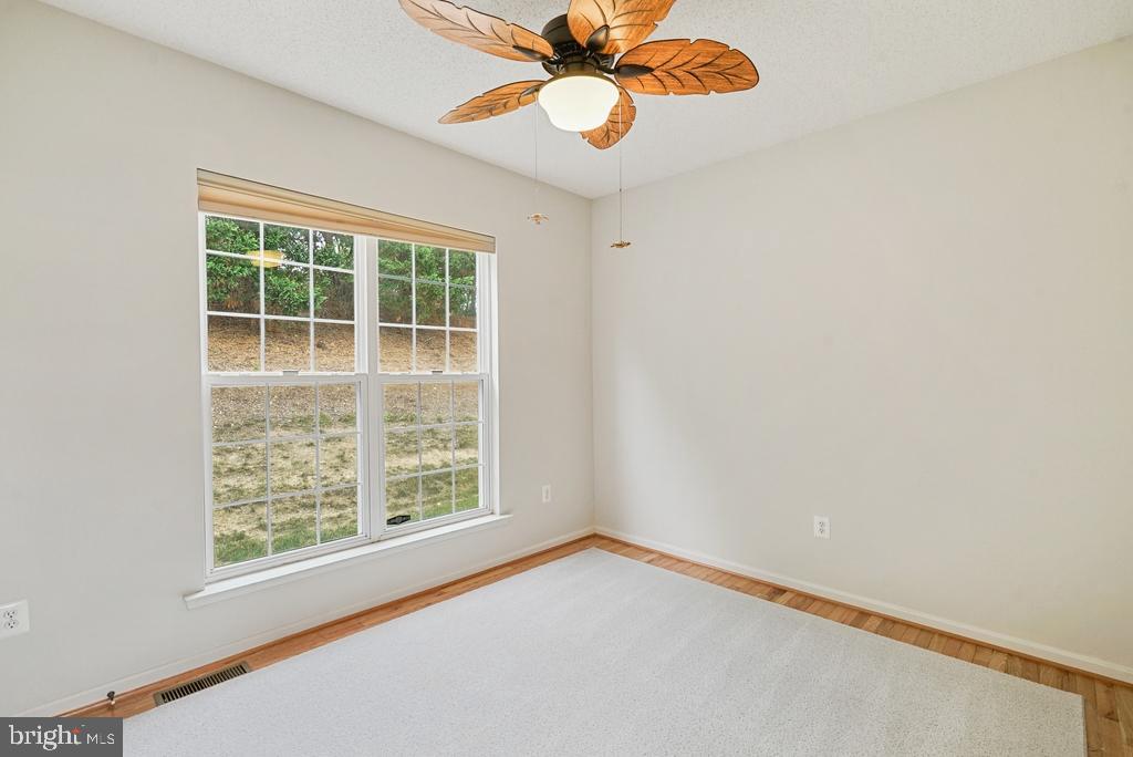 HAWTHORNE GREENE - Residential