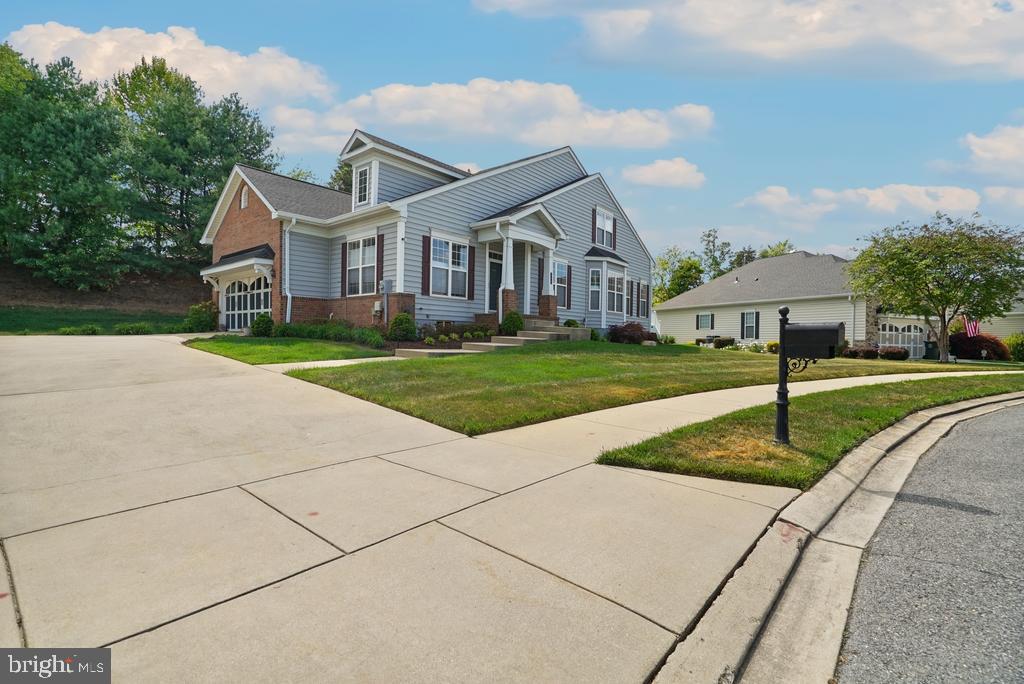 HAWTHORNE GREENE - Residential