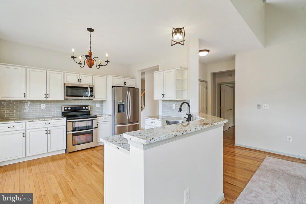 HAWTHORNE GREENE - Residential