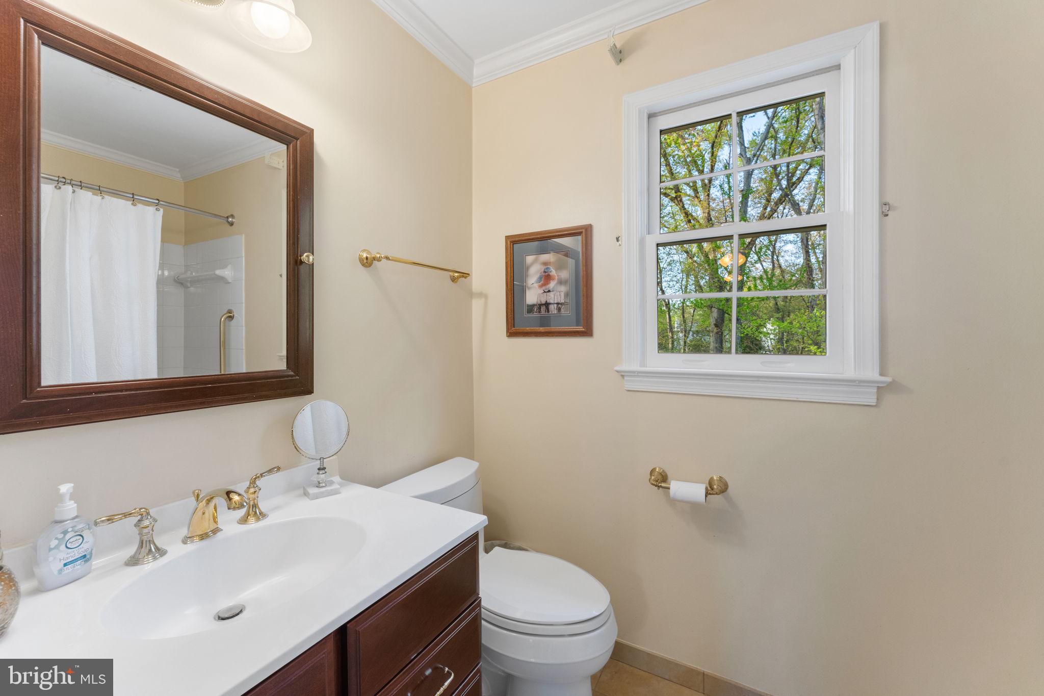 FORT HUNT ESTATES - Residential