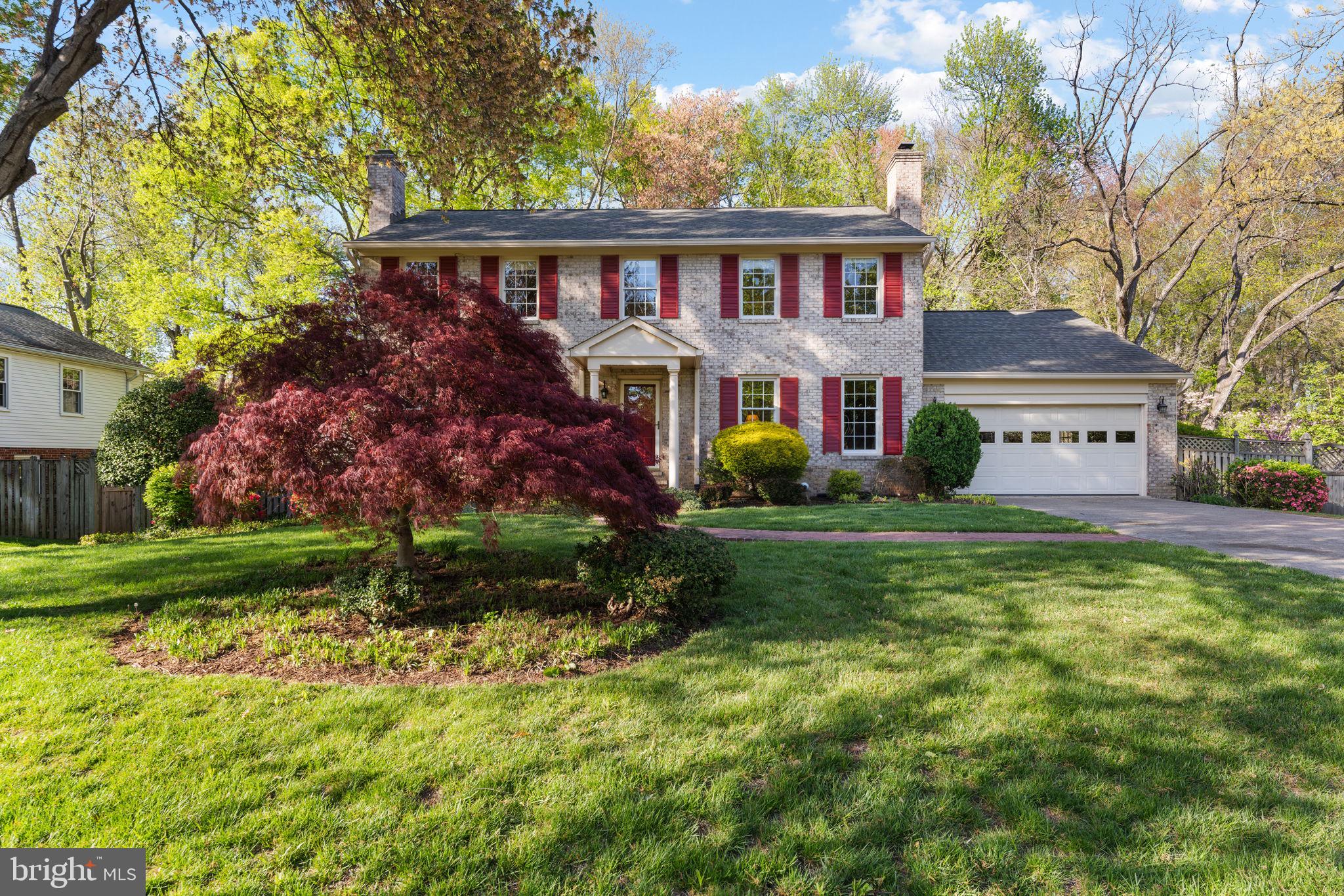 FORT HUNT ESTATES - Residential