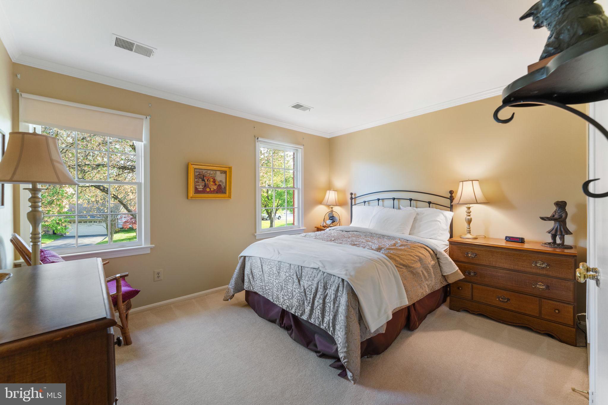 FORT HUNT ESTATES - Residential