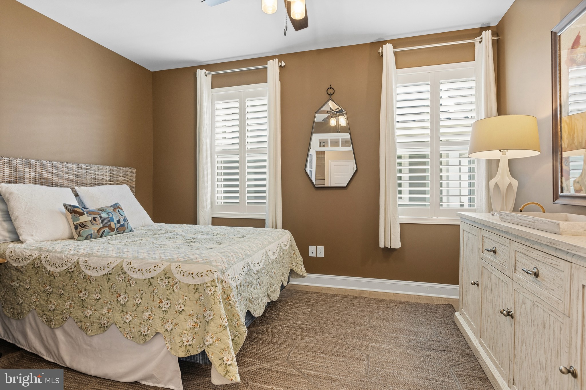 ARBOR-LYN - Residential