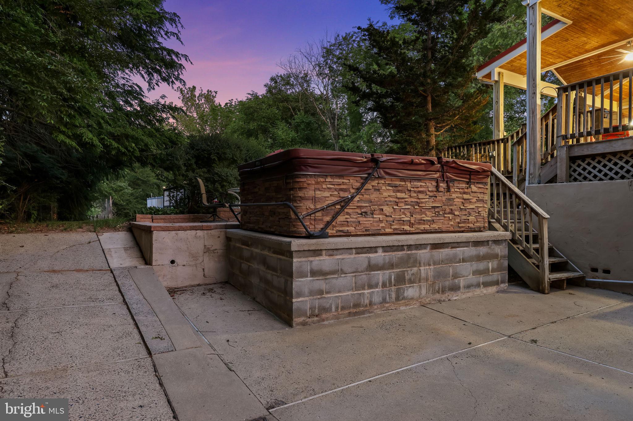 CASEY HILLS - Residential