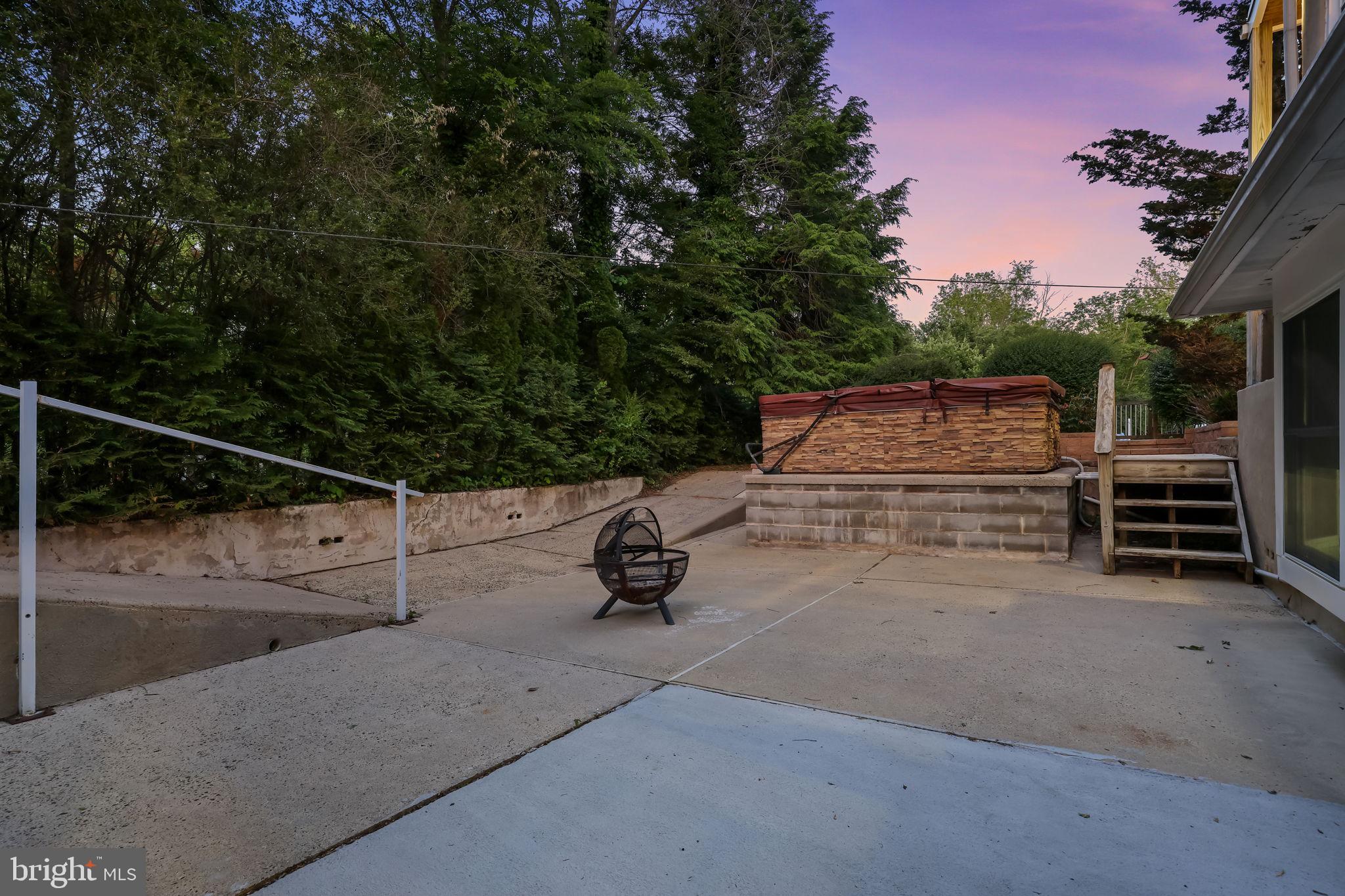 CASEY HILLS - Residential