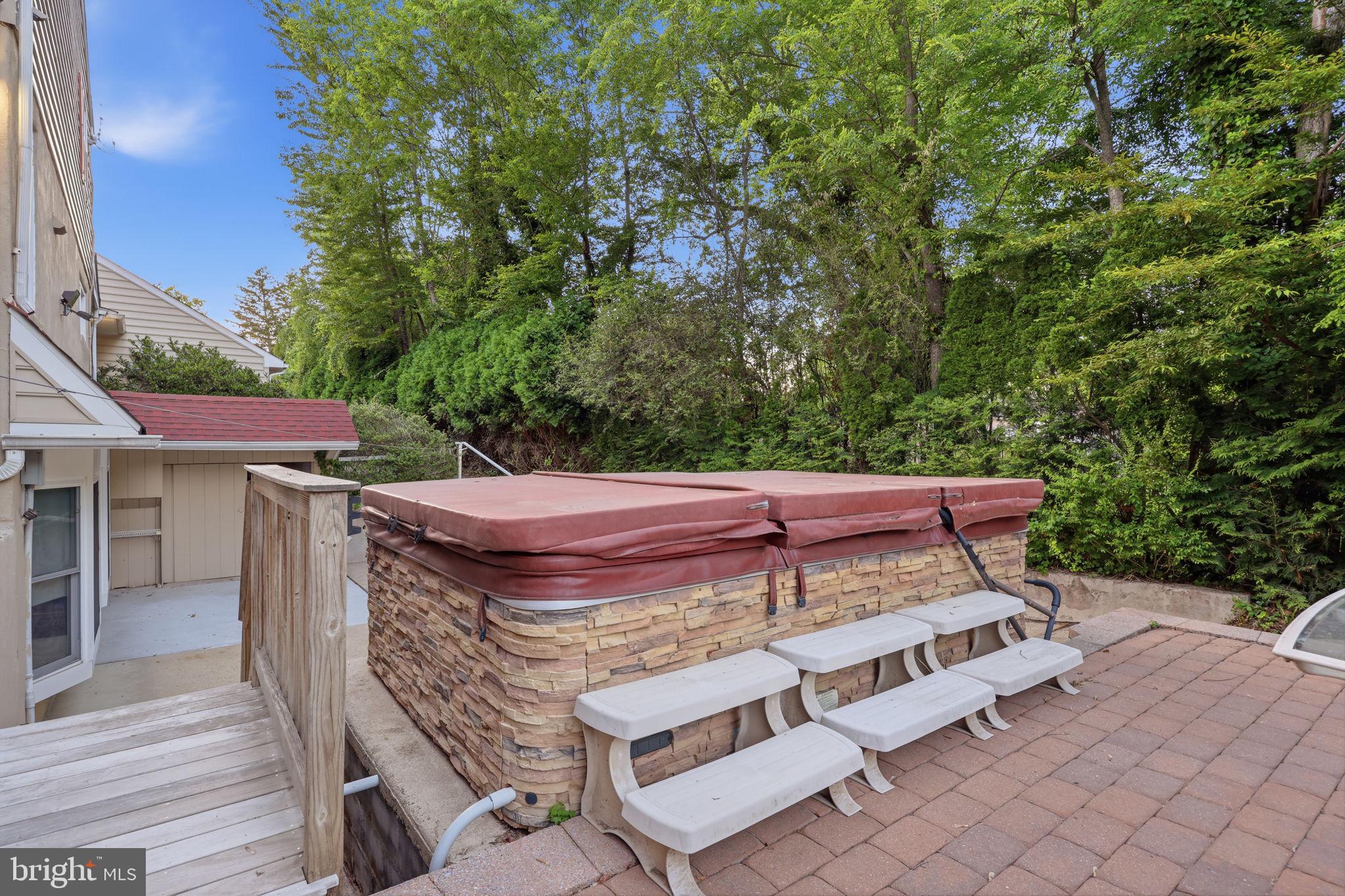 CASEY HILLS - Residential