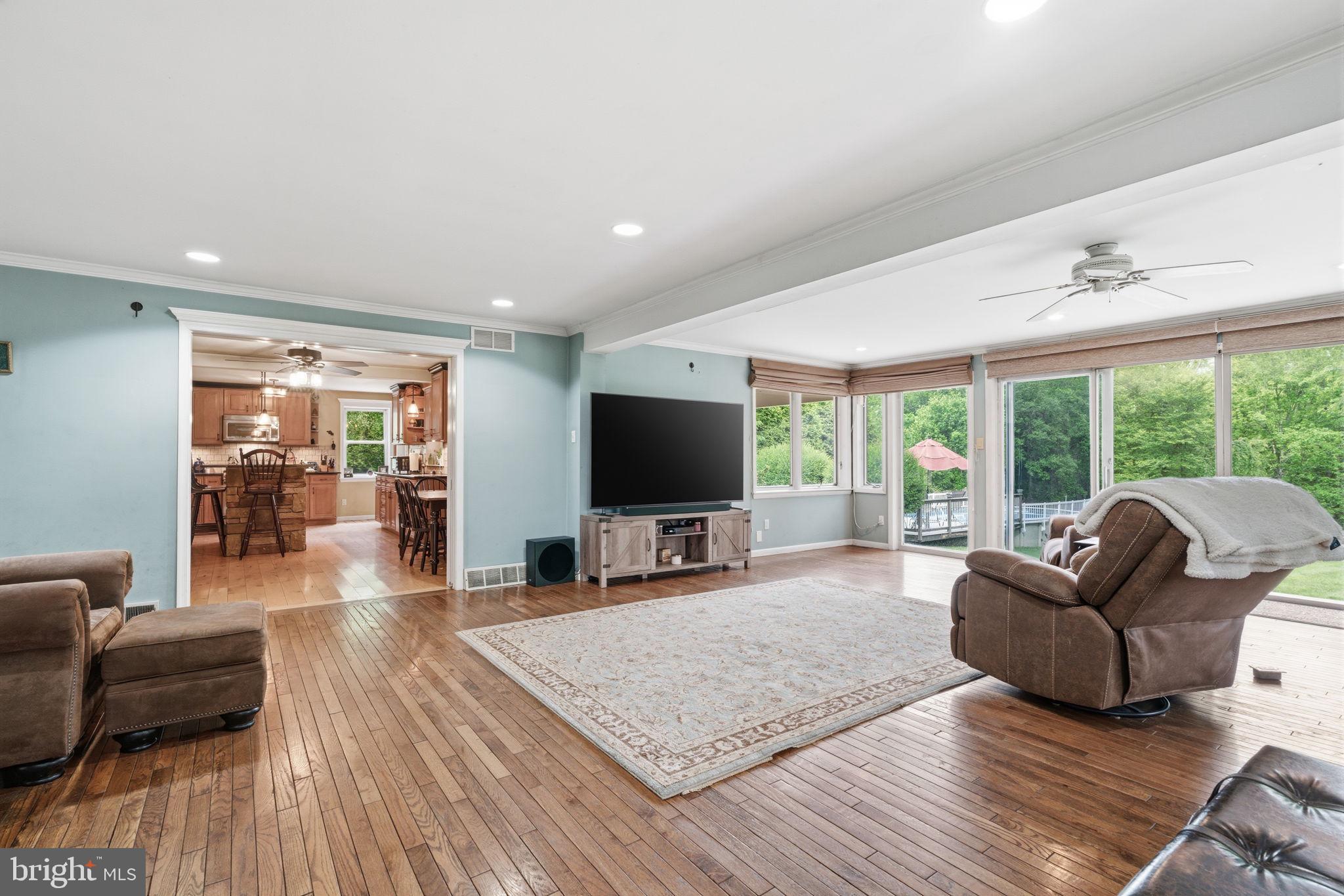CASEY HILLS - Residential